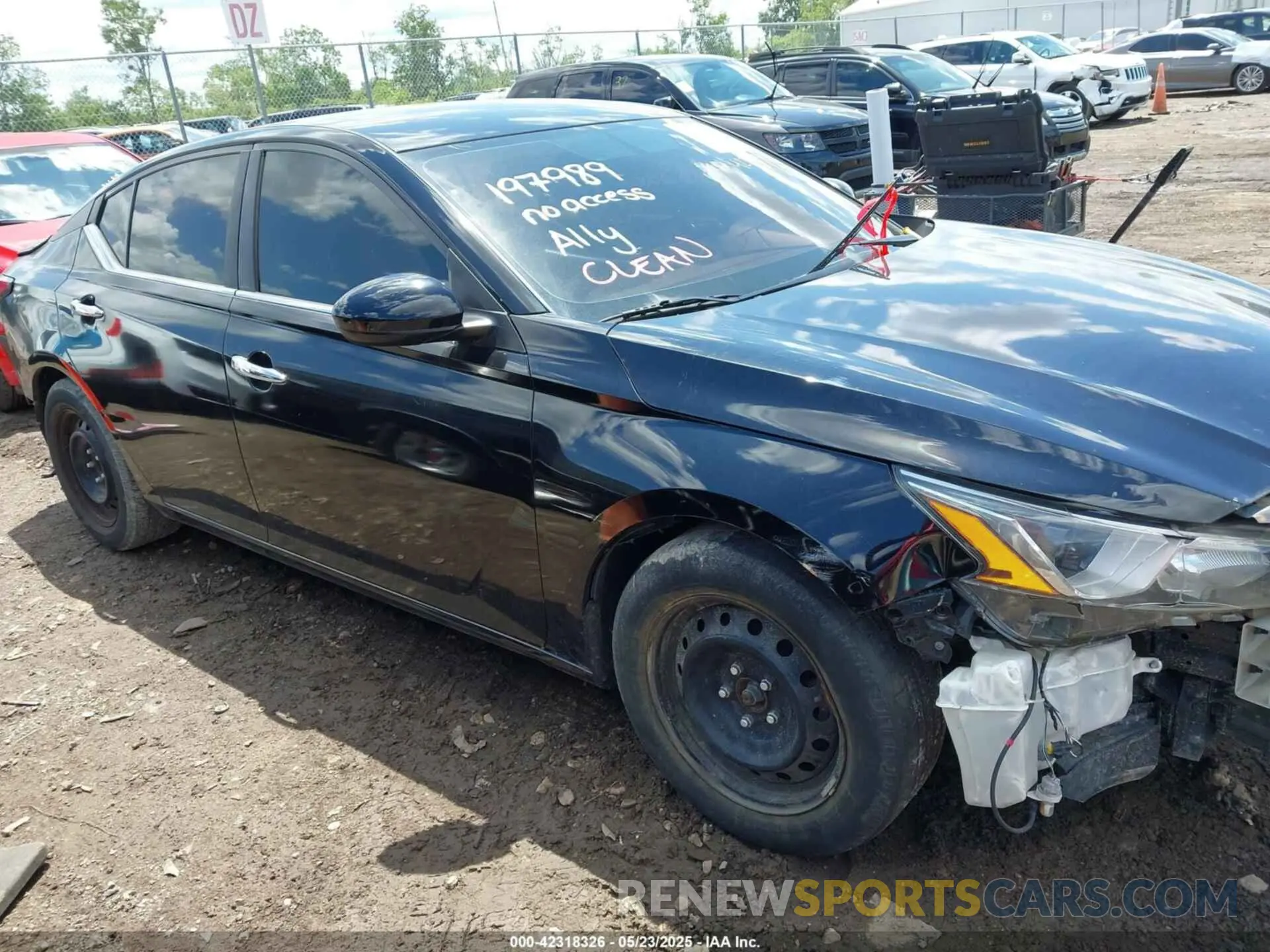 13 Photograph of a damaged car 1N4BL4BV8KC197989 NISSAN ALTIMA 2019