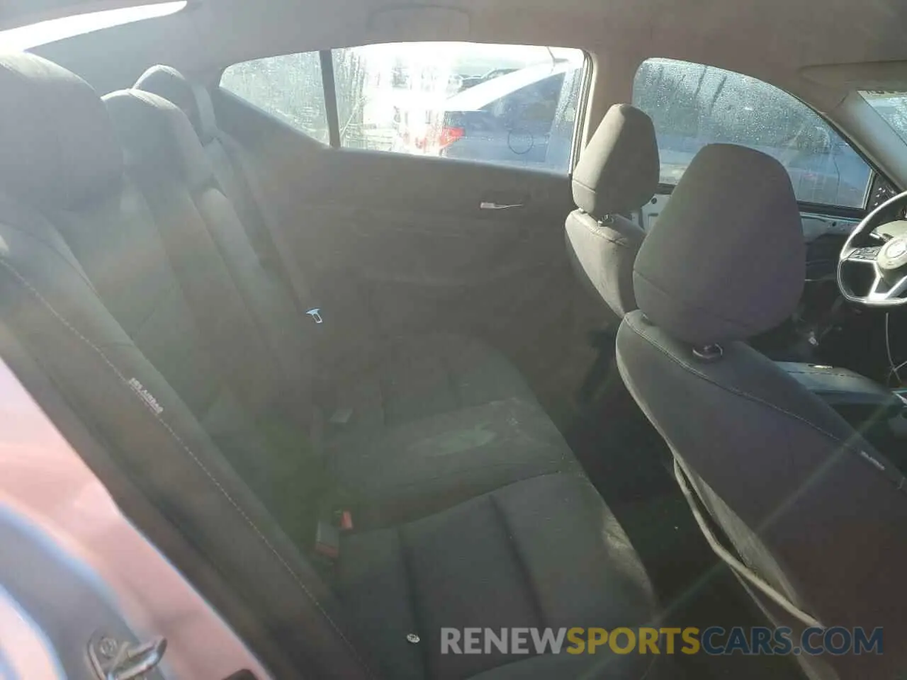 10 Photograph of a damaged car 1N4BL4BV8KC201491 NISSAN ALTIMA 2019