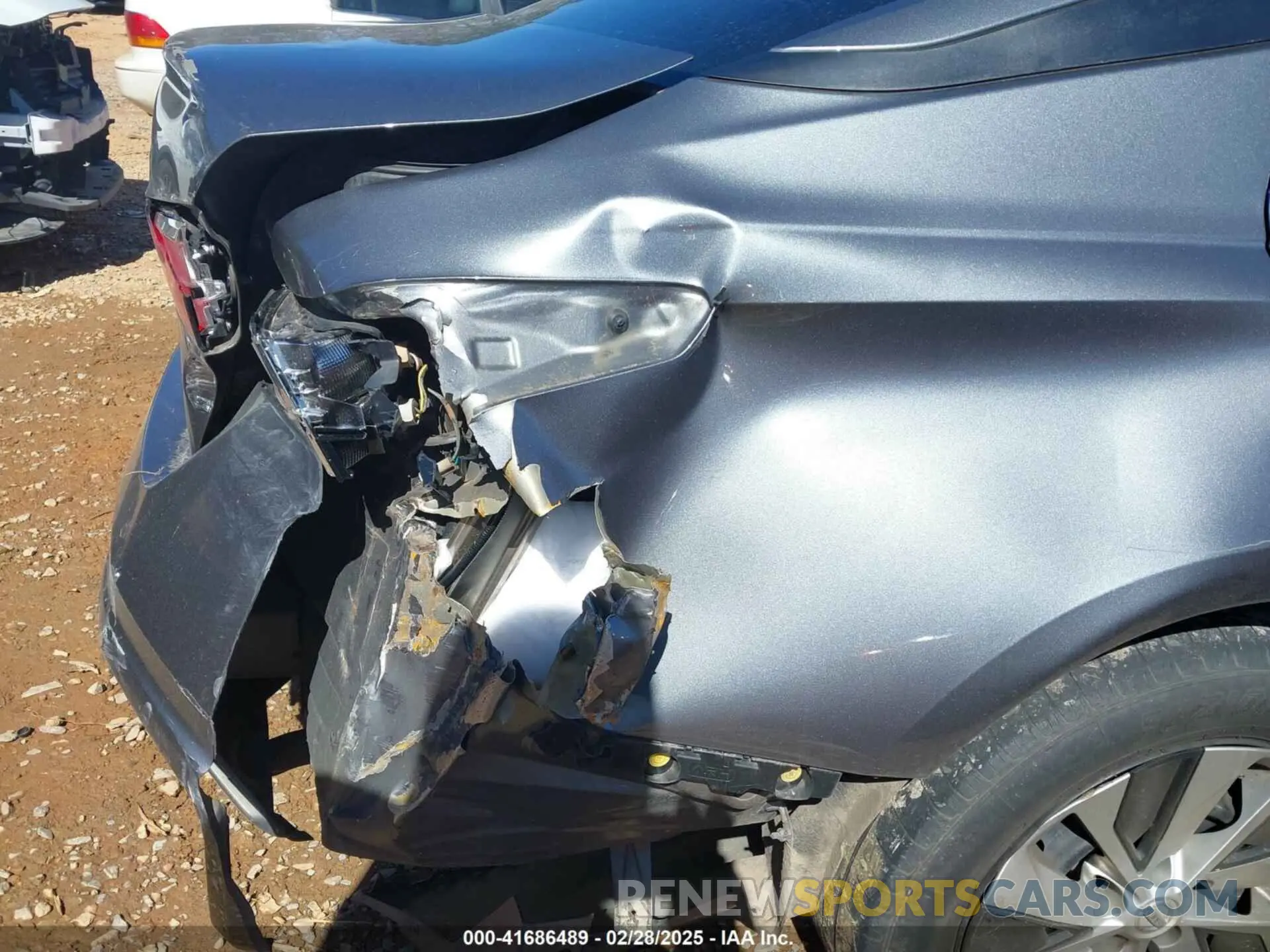 12 Photograph of a damaged car 1N4BL4BV8KC220798 NISSAN ALTIMA 2019