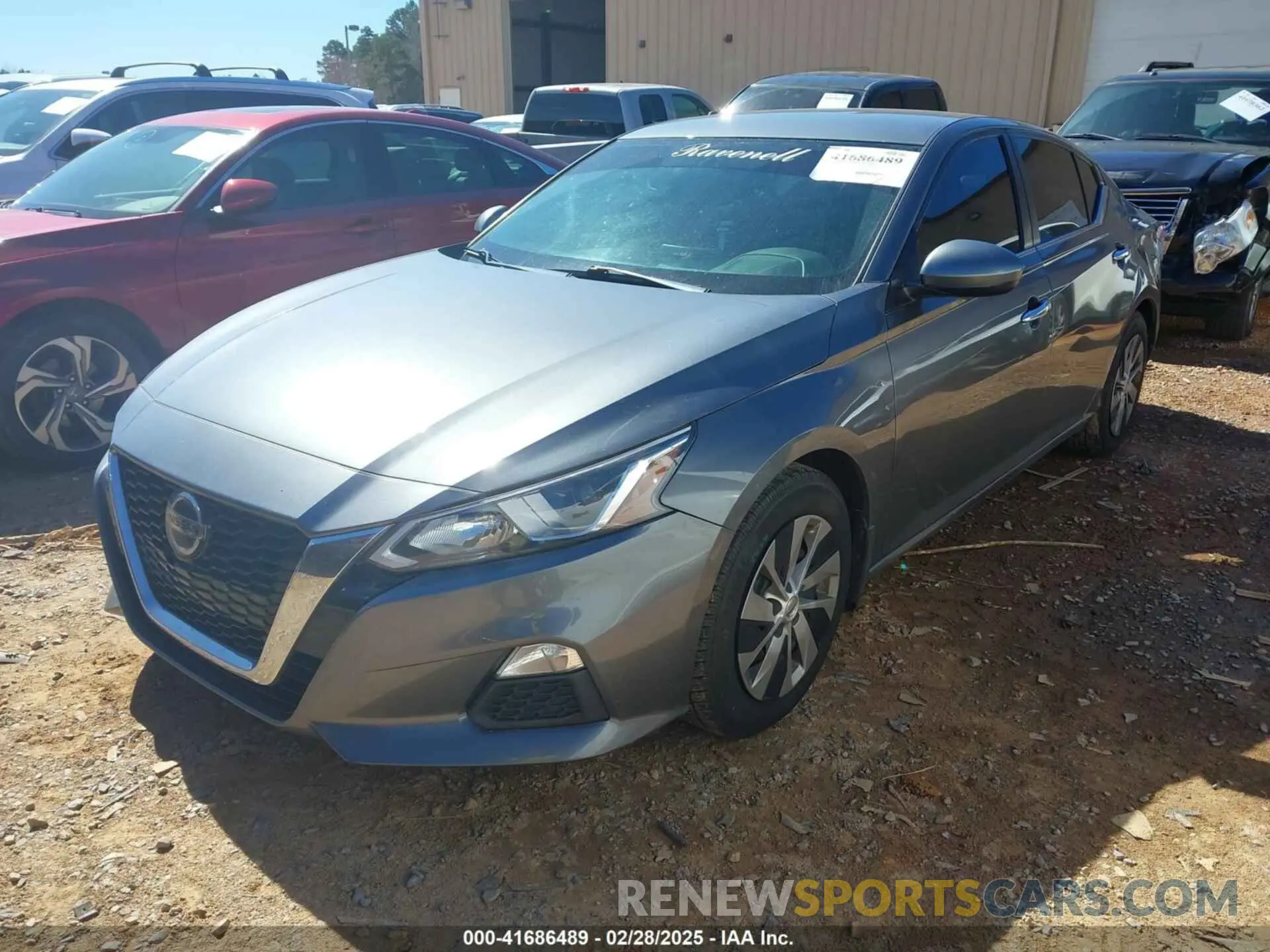 2 Photograph of a damaged car 1N4BL4BV8KC220798 NISSAN ALTIMA 2019