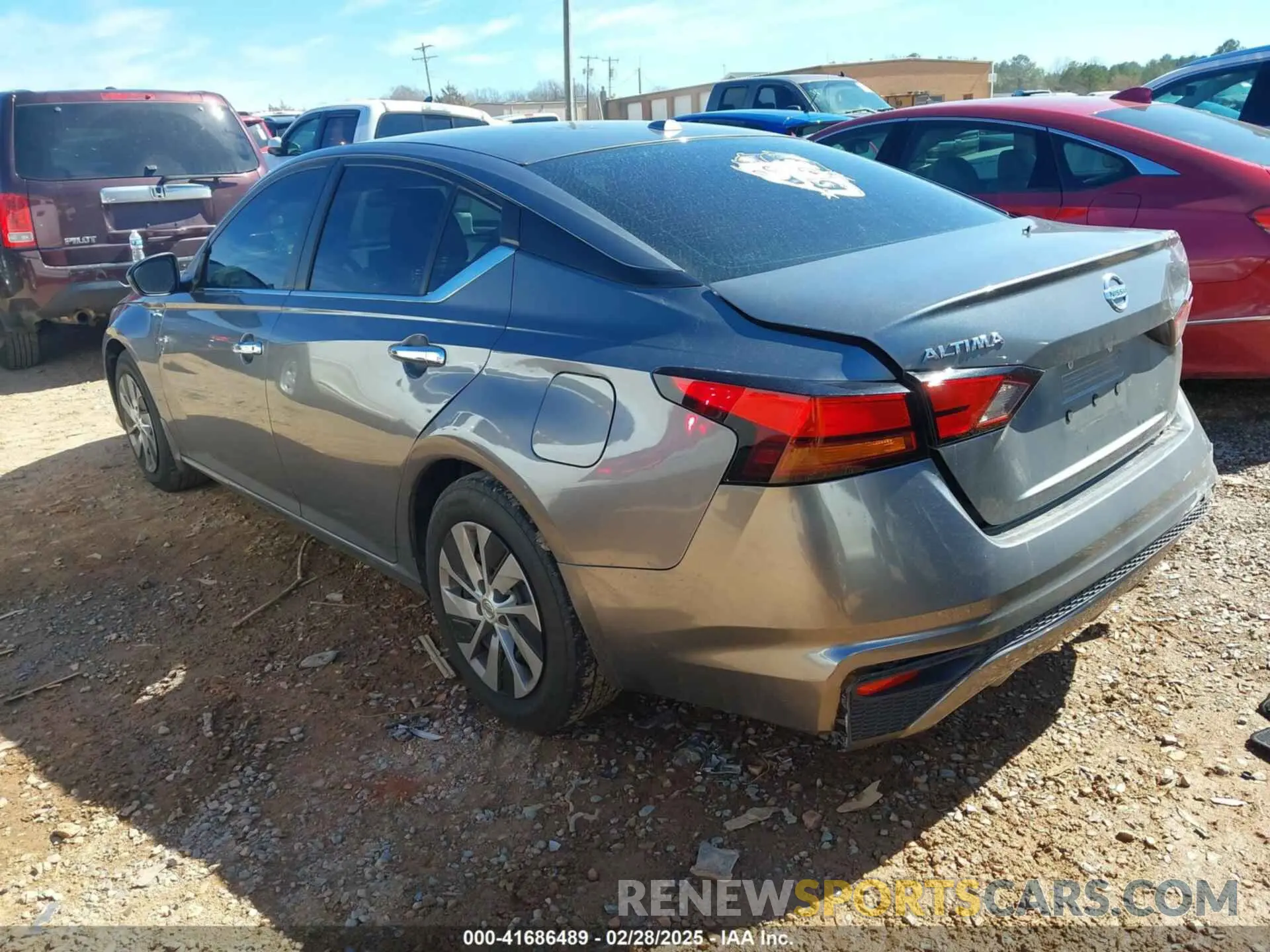 3 Photograph of a damaged car 1N4BL4BV8KC220798 NISSAN ALTIMA 2019