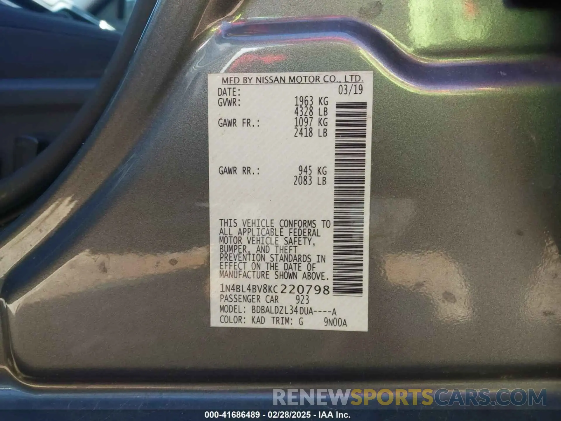 9 Photograph of a damaged car 1N4BL4BV8KC220798 NISSAN ALTIMA 2019