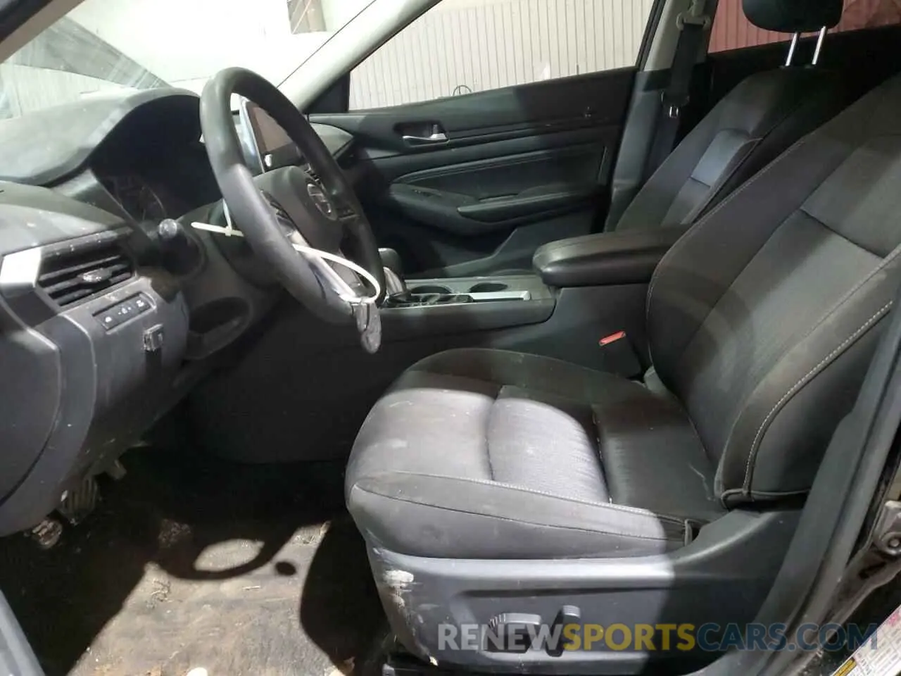 7 Photograph of a damaged car 1N4BL4BV8KC241182 NISSAN ALTIMA 2019