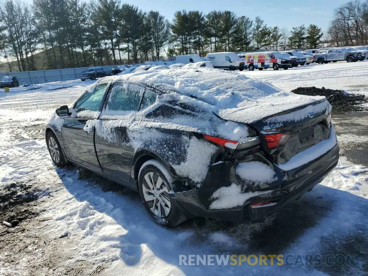 2 Photograph of a damaged car 1N4BL4BV8KC243658 NISSAN ALTIMA 2019