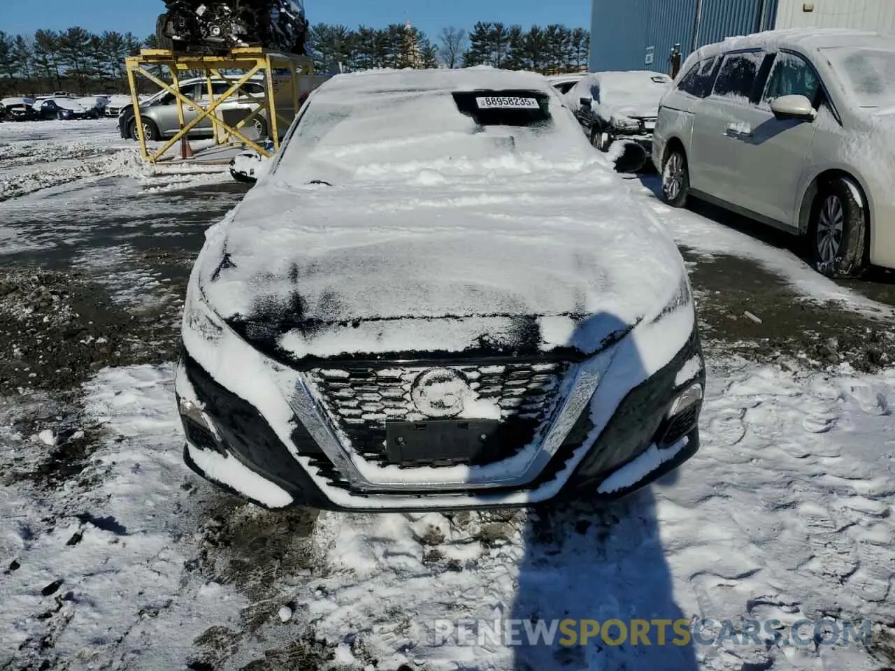 5 Photograph of a damaged car 1N4BL4BV8KC243658 NISSAN ALTIMA 2019