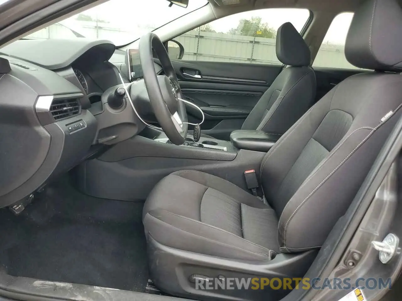 7 Photograph of a damaged car 1N4BL4BV8KN323921 NISSAN ALTIMA 2019