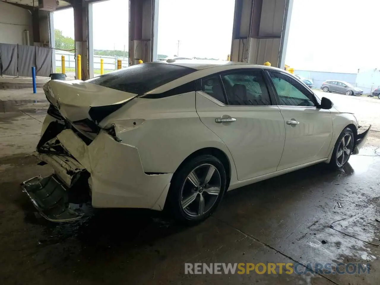 3 Photograph of a damaged car 1N4BL4BV9KC102310 NISSAN ALTIMA 2019