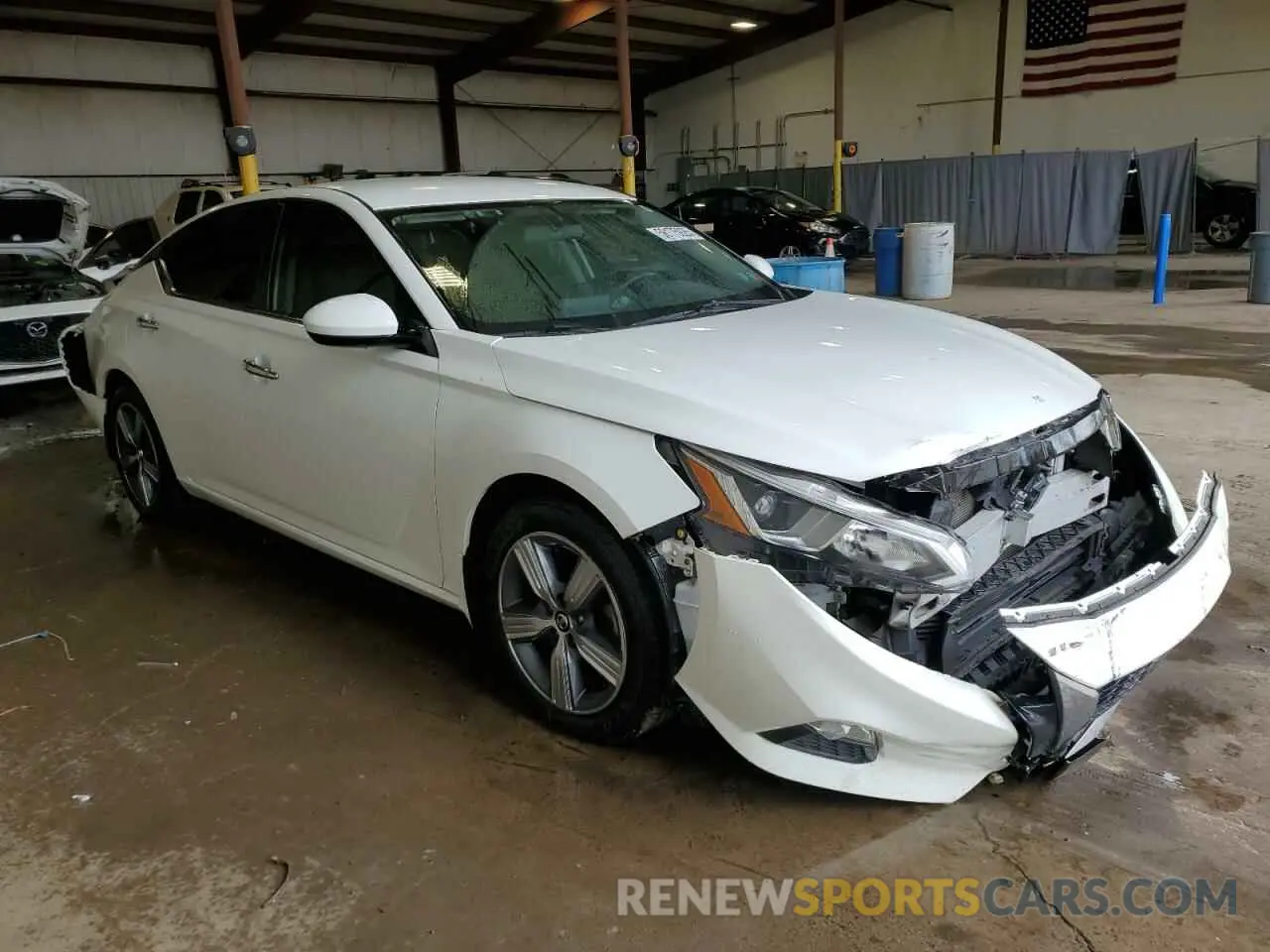4 Photograph of a damaged car 1N4BL4BV9KC102310 NISSAN ALTIMA 2019