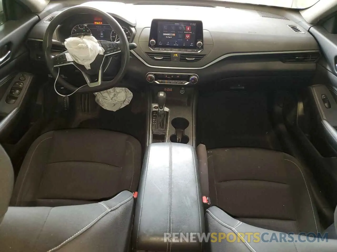 8 Photograph of a damaged car 1N4BL4BV9KC102310 NISSAN ALTIMA 2019