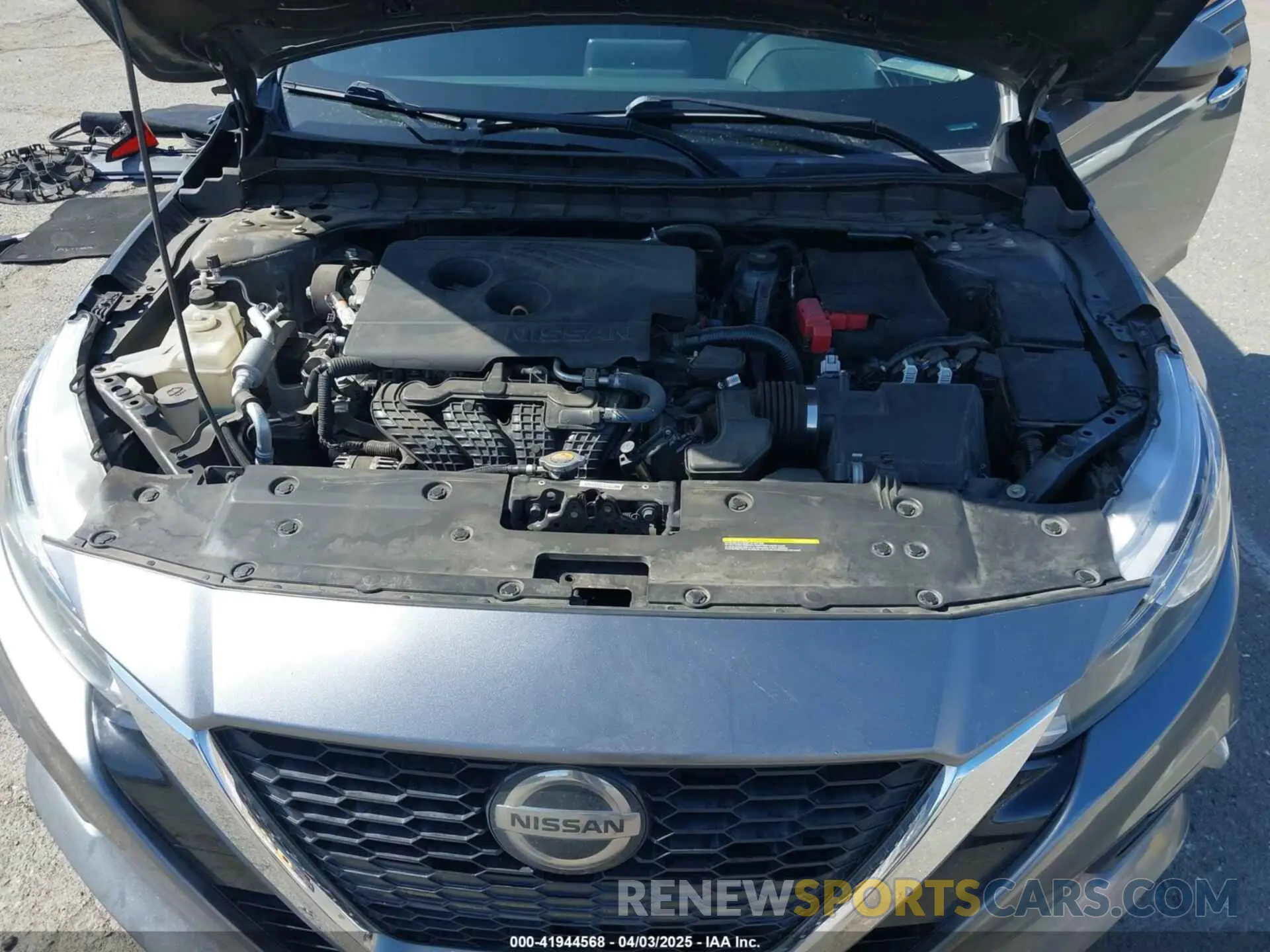 10 Photograph of a damaged car 1N4BL4BV9KC122962 NISSAN ALTIMA 2019