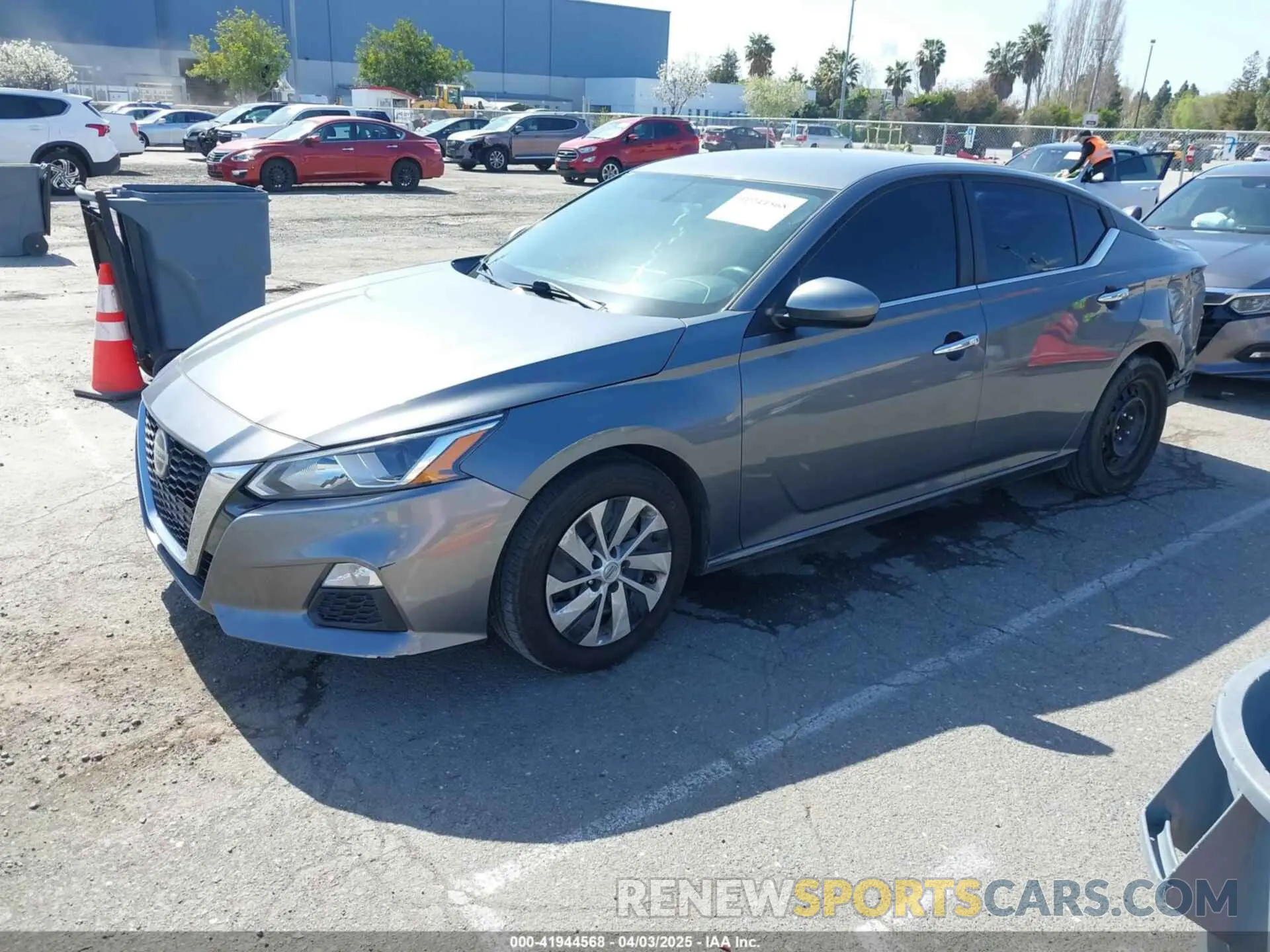 2 Photograph of a damaged car 1N4BL4BV9KC122962 NISSAN ALTIMA 2019