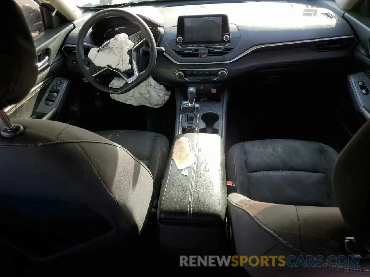 8 Photograph of a damaged car 1N4BL4BV9KC145013 NISSAN ALTIMA 2019