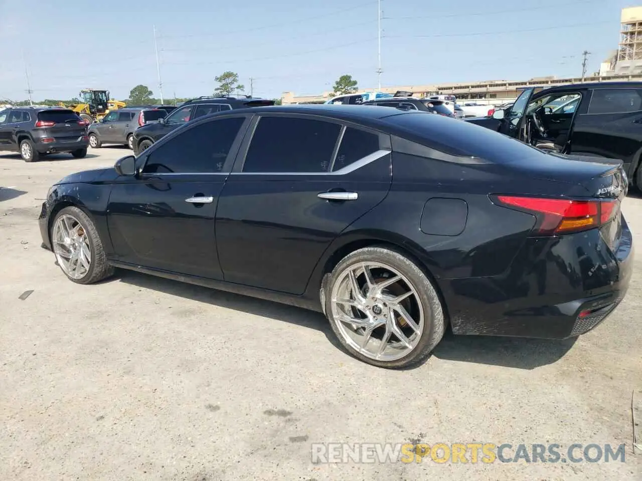 2 Photograph of a damaged car 1N4BL4BV9KC165374 NISSAN ALTIMA 2019