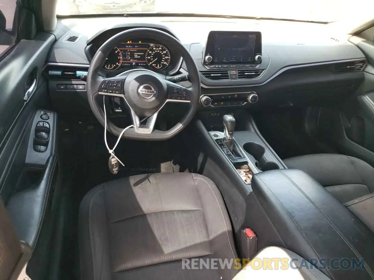 8 Photograph of a damaged car 1N4BL4BV9KC165374 NISSAN ALTIMA 2019