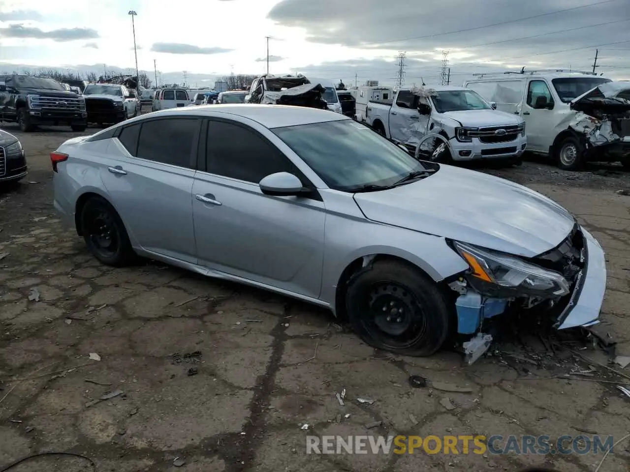 4 Photograph of a damaged car 1N4BL4BV9KC177279 NISSAN ALTIMA 2019
