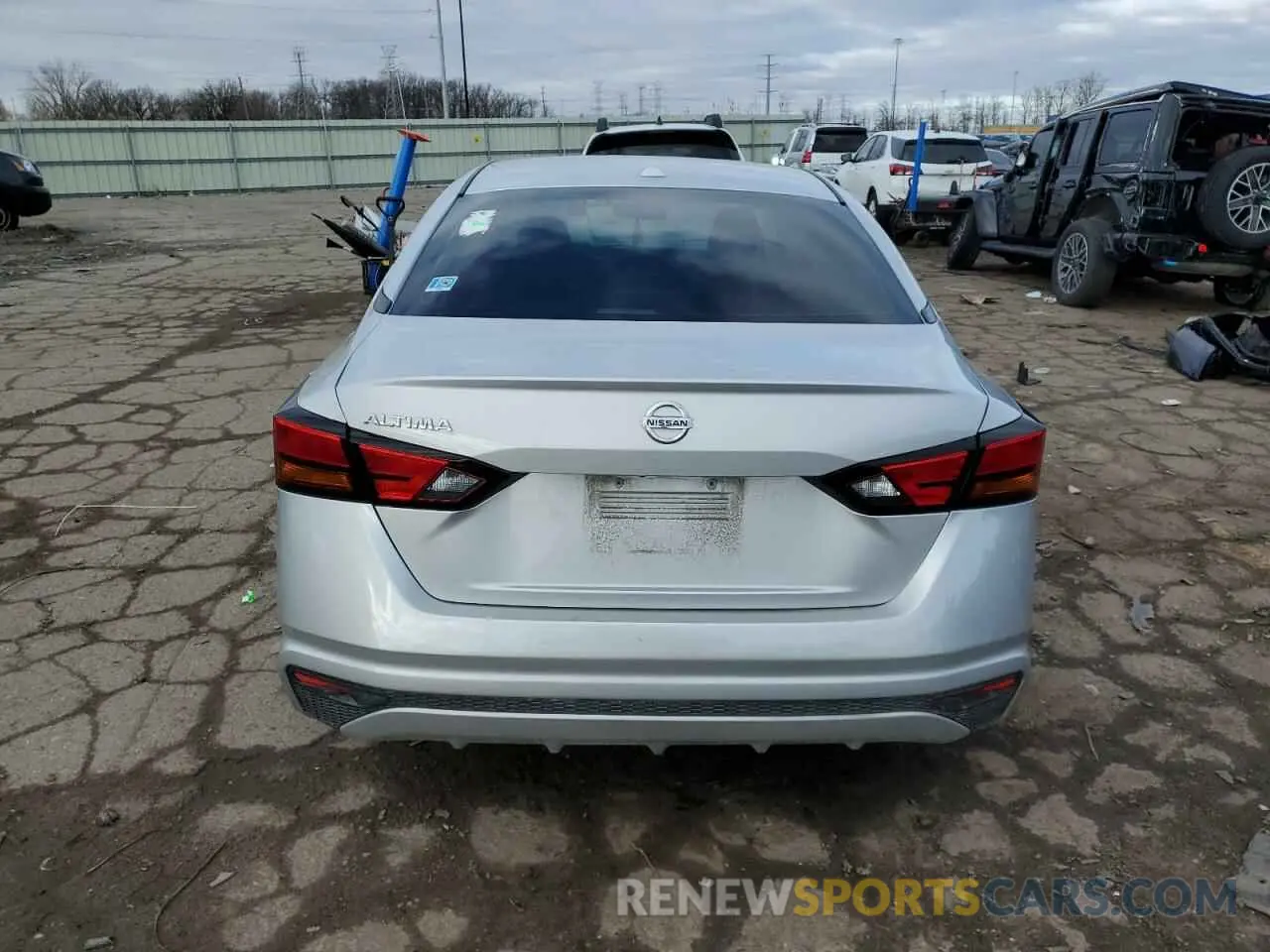 6 Photograph of a damaged car 1N4BL4BV9KC177279 NISSAN ALTIMA 2019