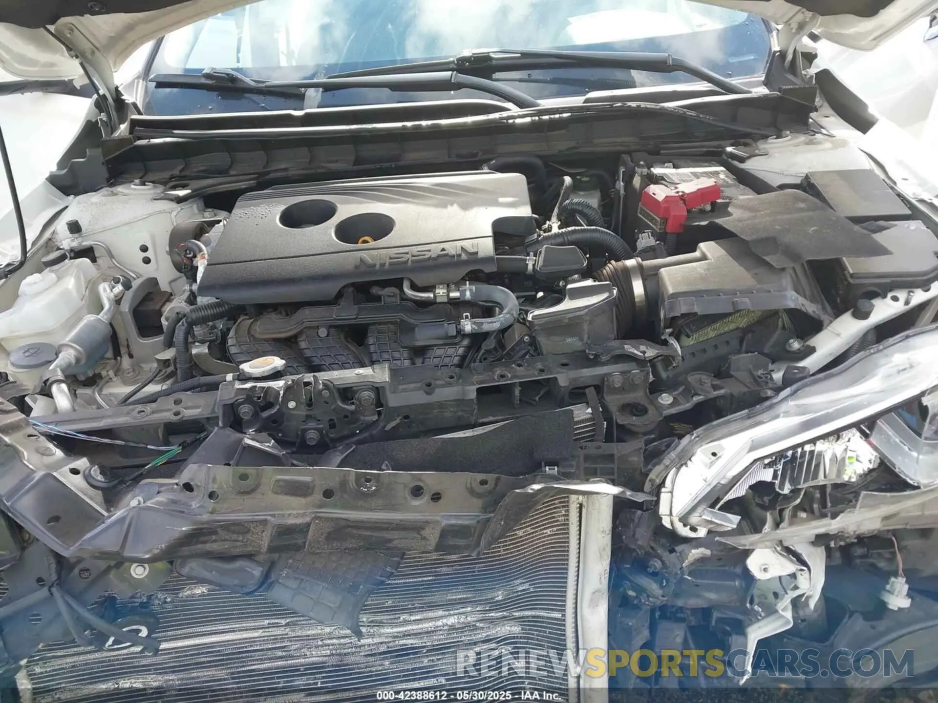 10 Photograph of a damaged car 1N4BL4BV9KC190159 NISSAN ALTIMA 2019