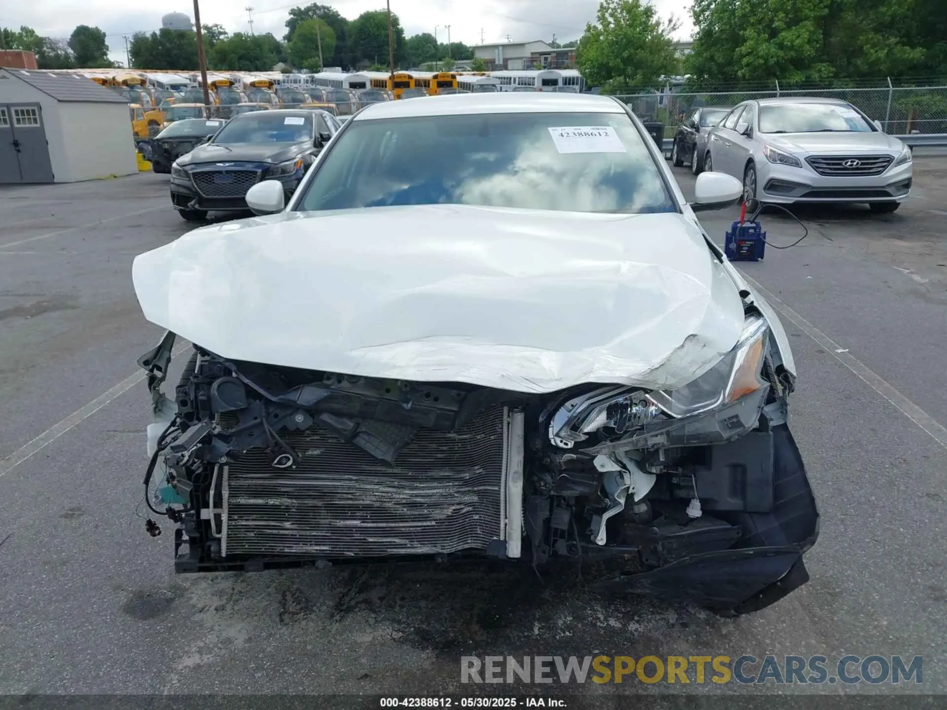 13 Photograph of a damaged car 1N4BL4BV9KC190159 NISSAN ALTIMA 2019