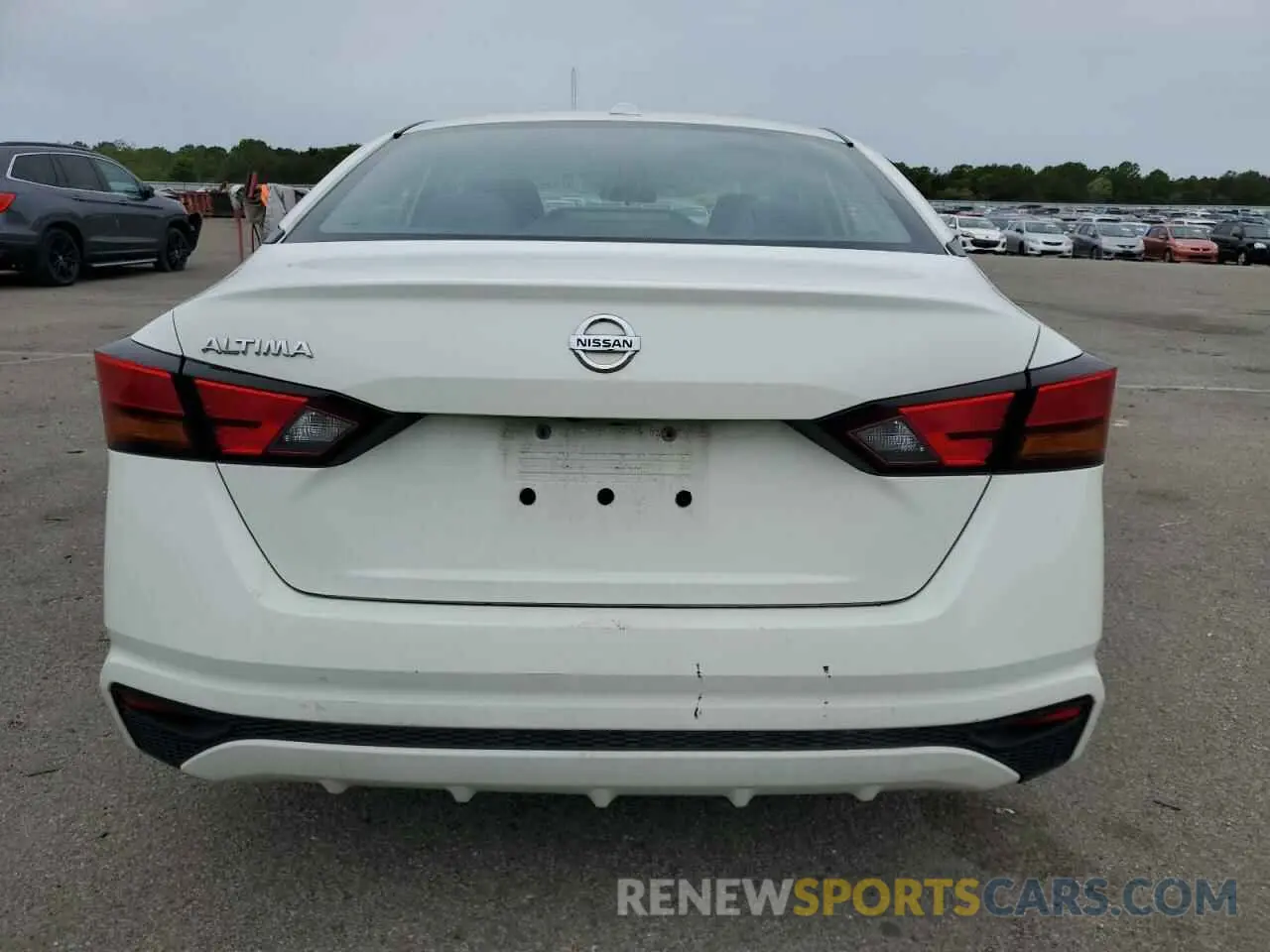 6 Photograph of a damaged car 1N4BL4BV9KC197094 NISSAN ALTIMA 2019