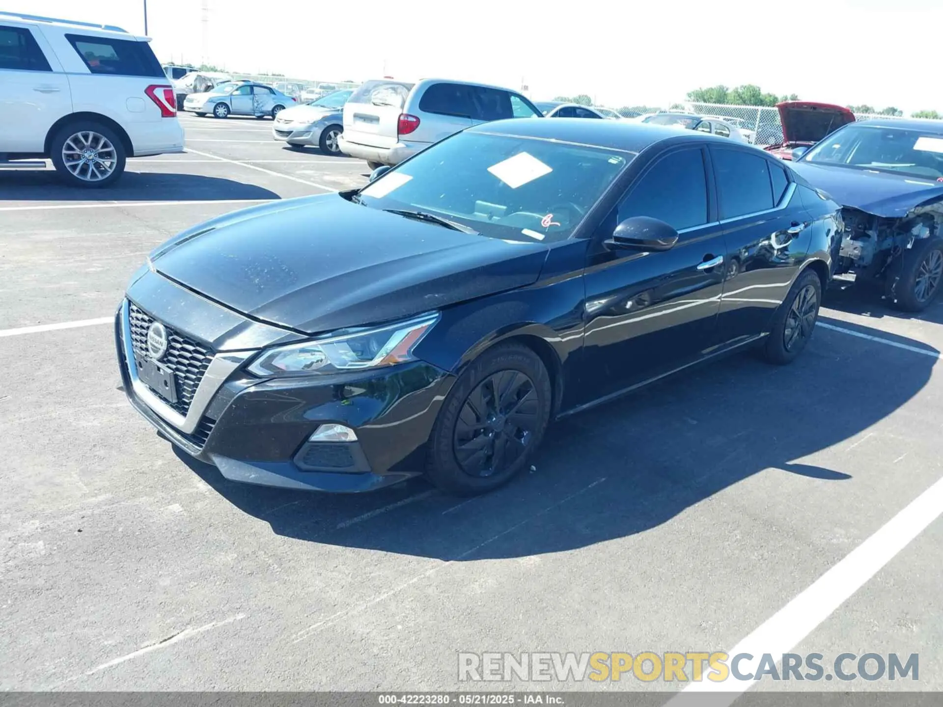 2 Photograph of a damaged car 1N4BL4BV9KC210782 NISSAN ALTIMA 2019