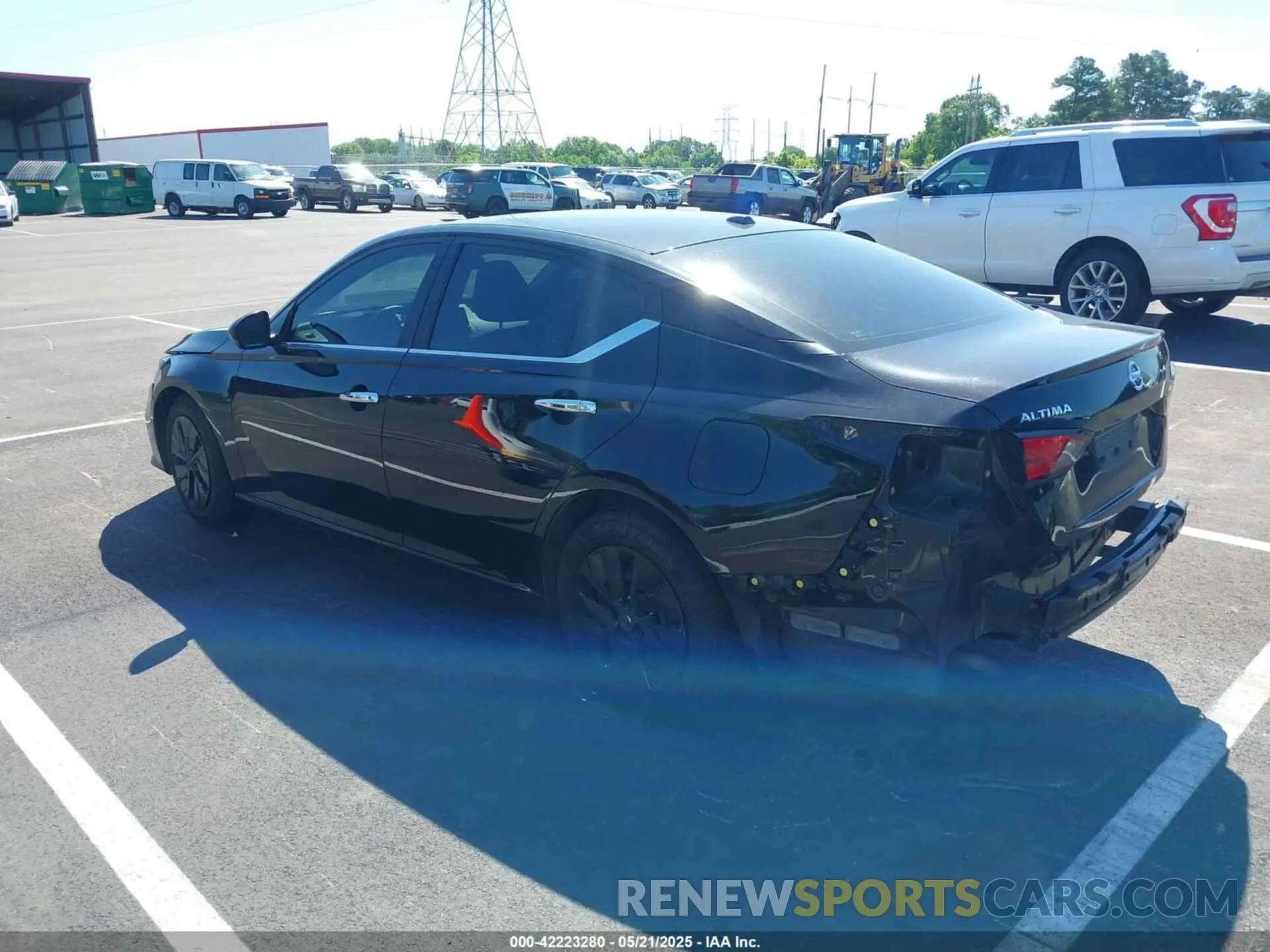 3 Photograph of a damaged car 1N4BL4BV9KC210782 NISSAN ALTIMA 2019