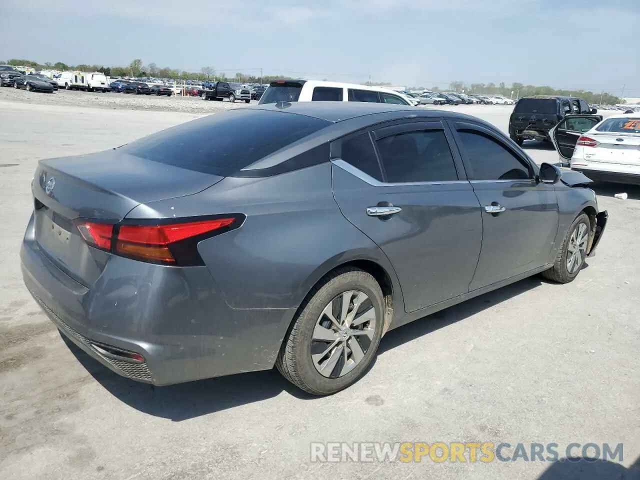 3 Photograph of a damaged car 1N4BL4BV9KC224133 NISSAN ALTIMA 2019