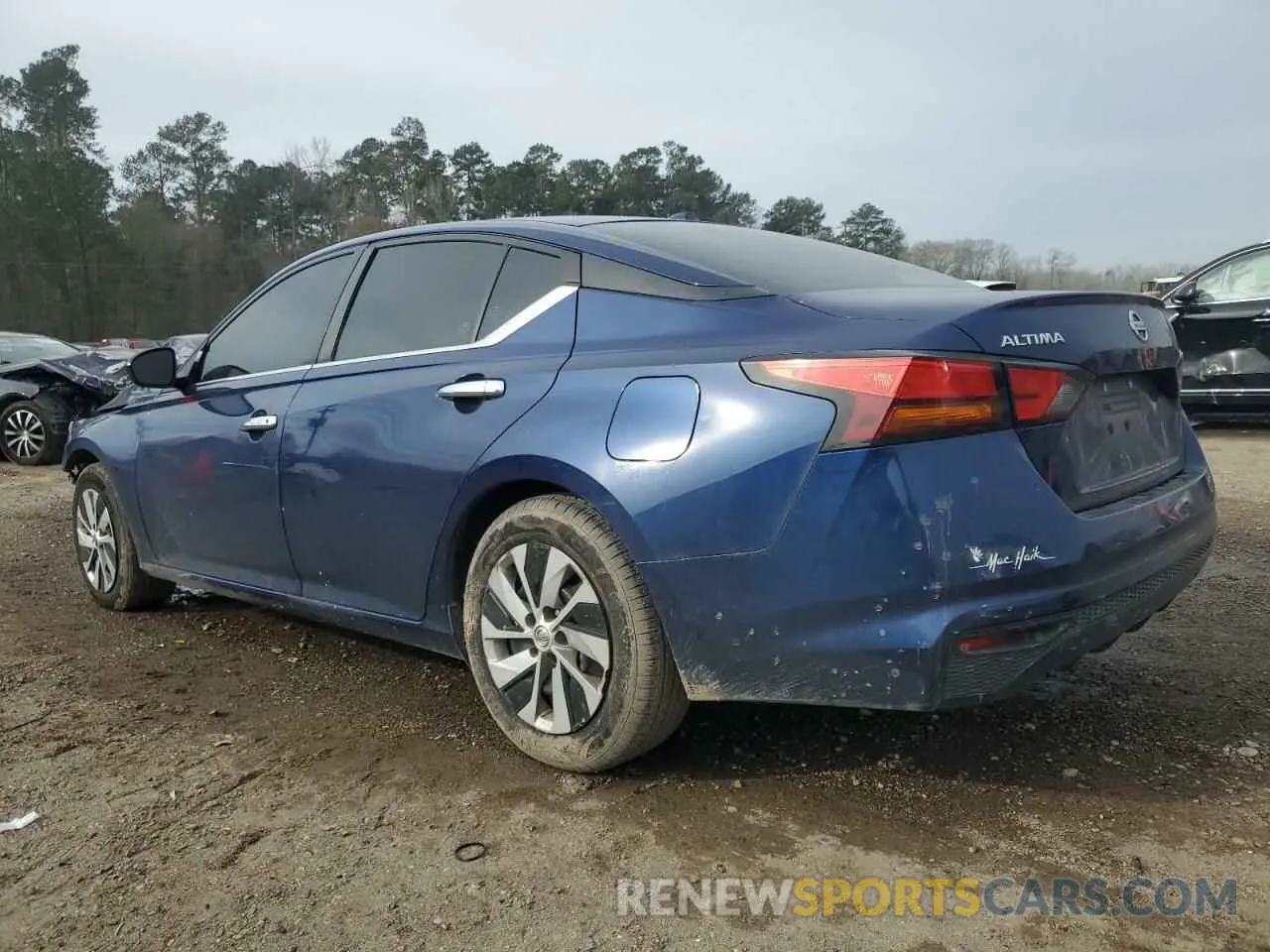 2 Photograph of a damaged car 1N4BL4BV9KC227808 NISSAN ALTIMA 2019