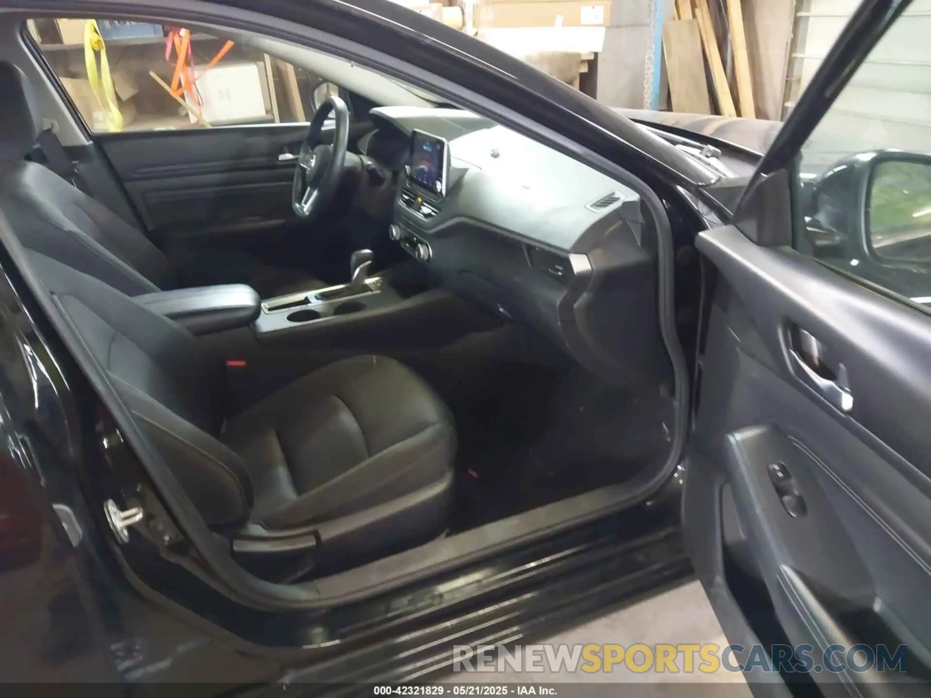 5 Photograph of a damaged car 1N4BL4BV9KC232765 NISSAN ALTIMA 2019