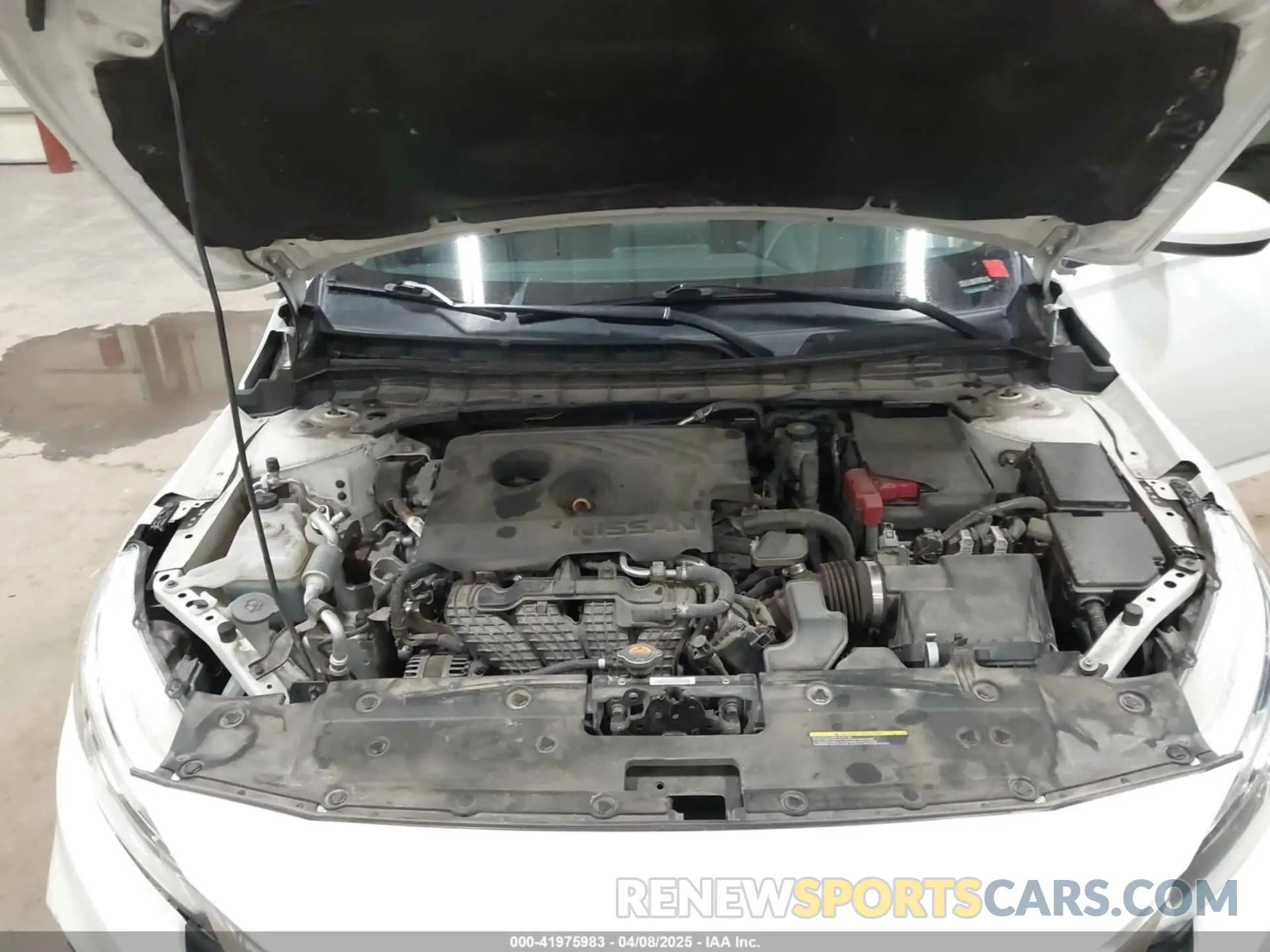 10 Photograph of a damaged car 1N4BL4BV9KC239599 NISSAN ALTIMA 2019