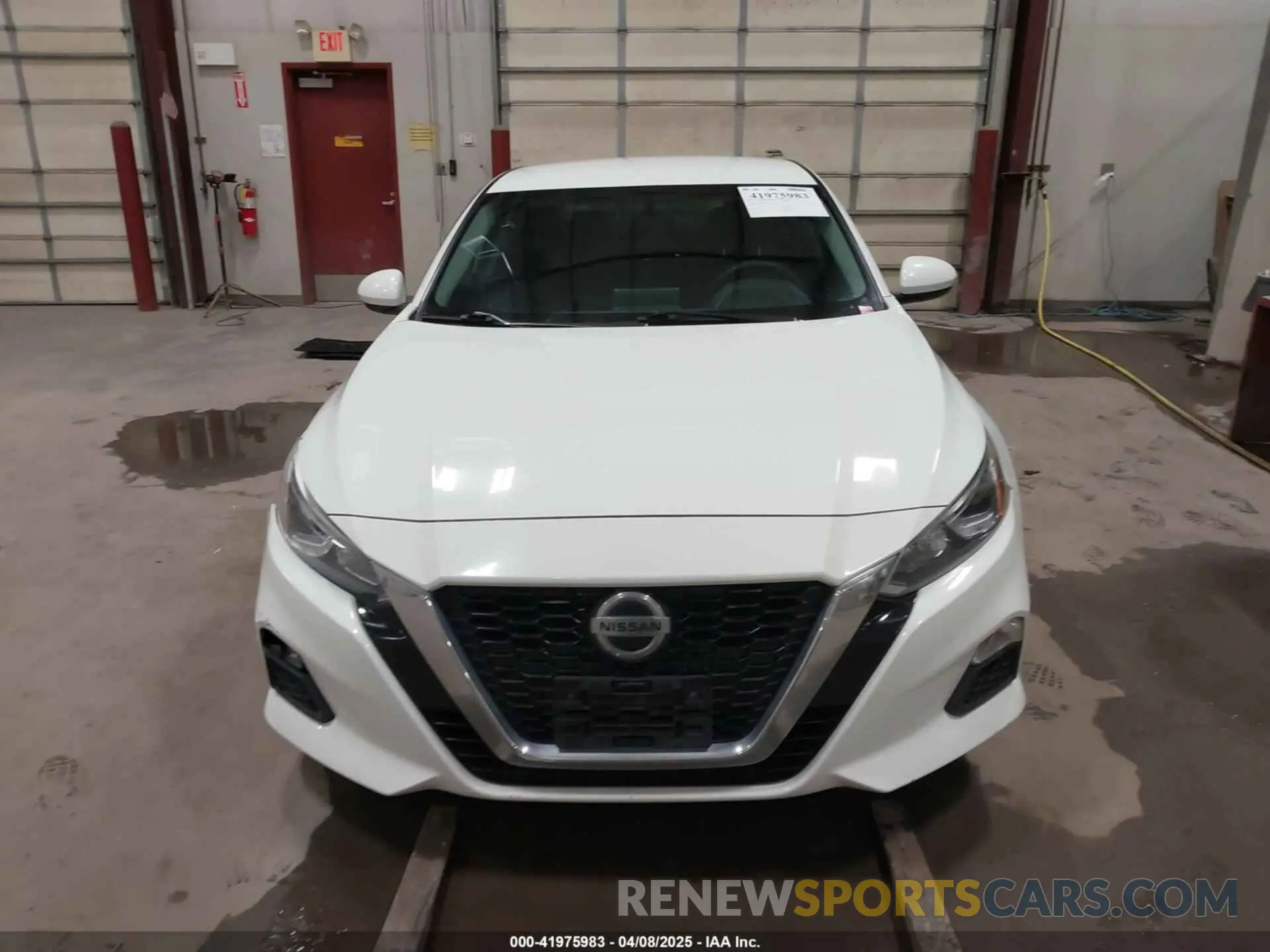 12 Photograph of a damaged car 1N4BL4BV9KC239599 NISSAN ALTIMA 2019