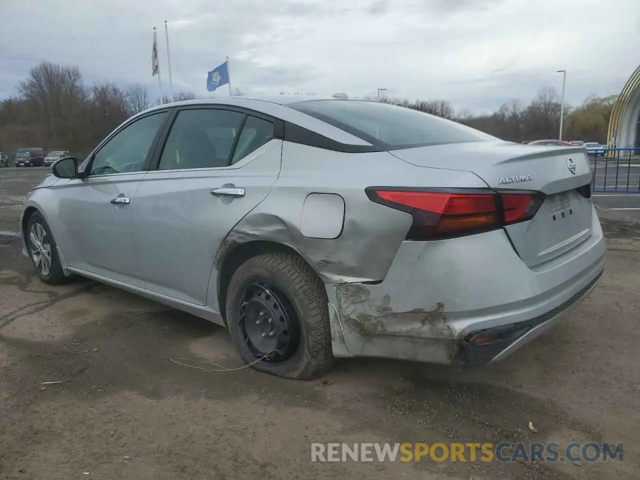 2 Photograph of a damaged car 1N4BL4BV9KN308098 NISSAN ALTIMA 2019