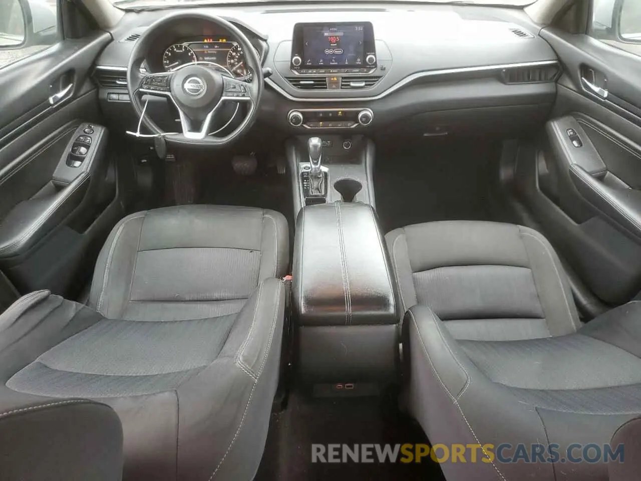 8 Photograph of a damaged car 1N4BL4BV9KN308098 NISSAN ALTIMA 2019