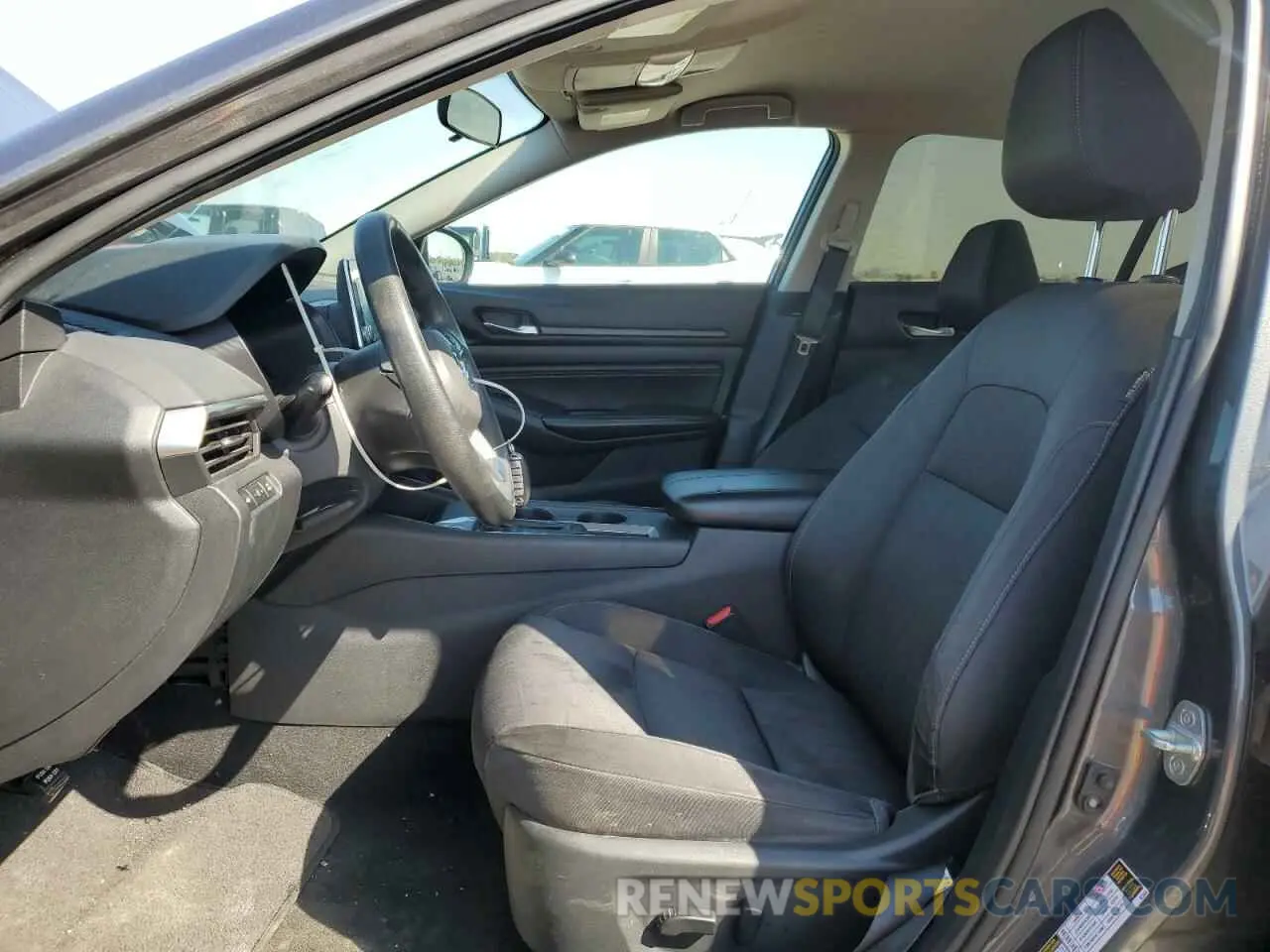7 Photograph of a damaged car 1N4BL4BV9KN312460 NISSAN ALTIMA 2019