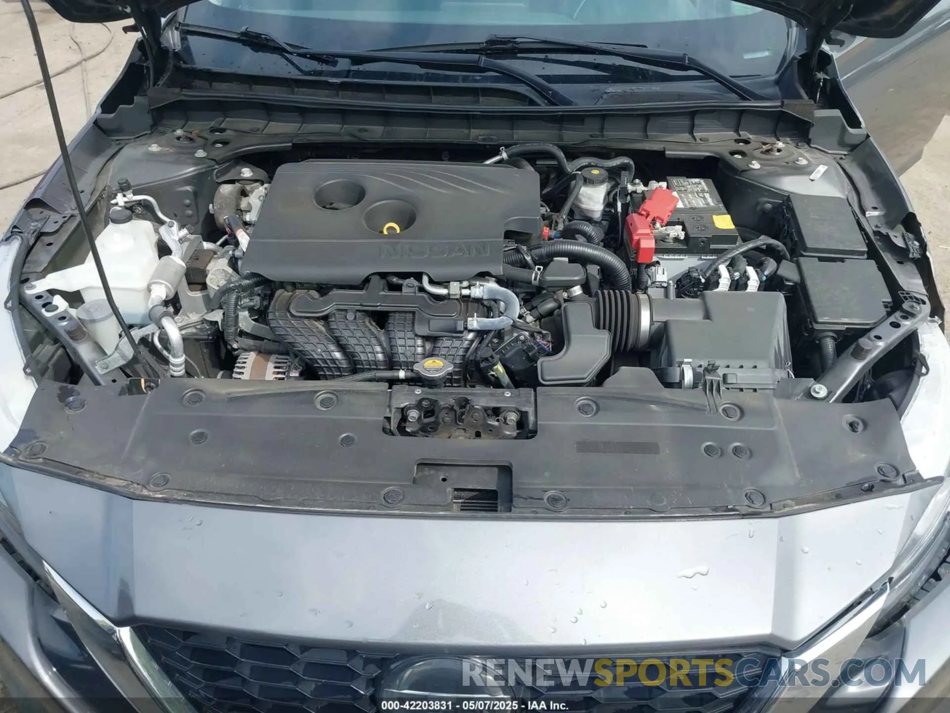 10 Photograph of a damaged car 1N4BL4BV9KN324253 NISSAN ALTIMA 2019