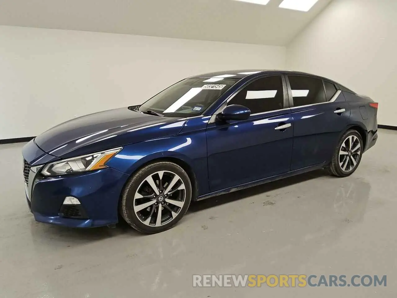 1 Photograph of a damaged car 1N4BL4BVXKC132187 NISSAN ALTIMA 2019