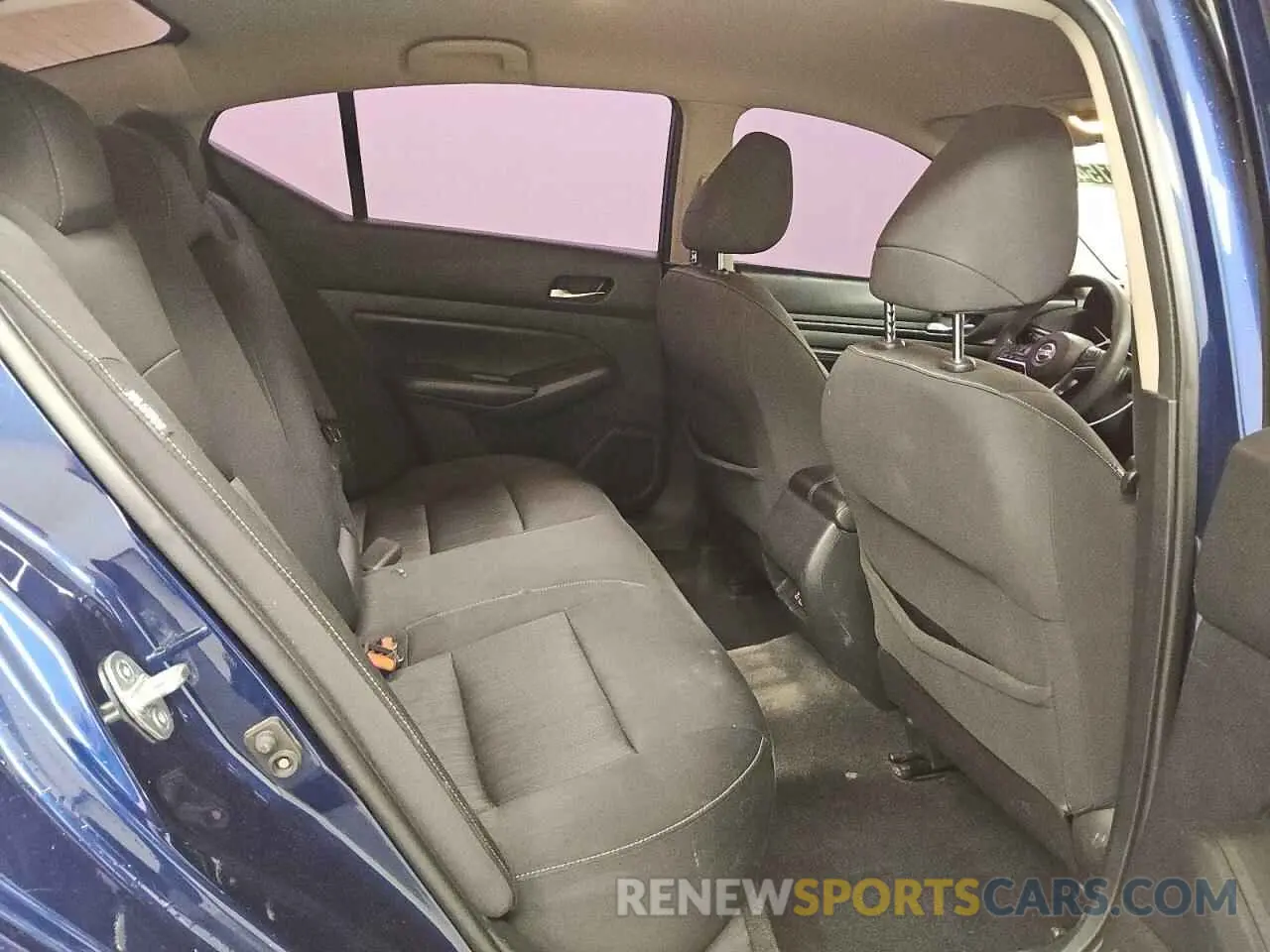 10 Photograph of a damaged car 1N4BL4BVXKC132187 NISSAN ALTIMA 2019