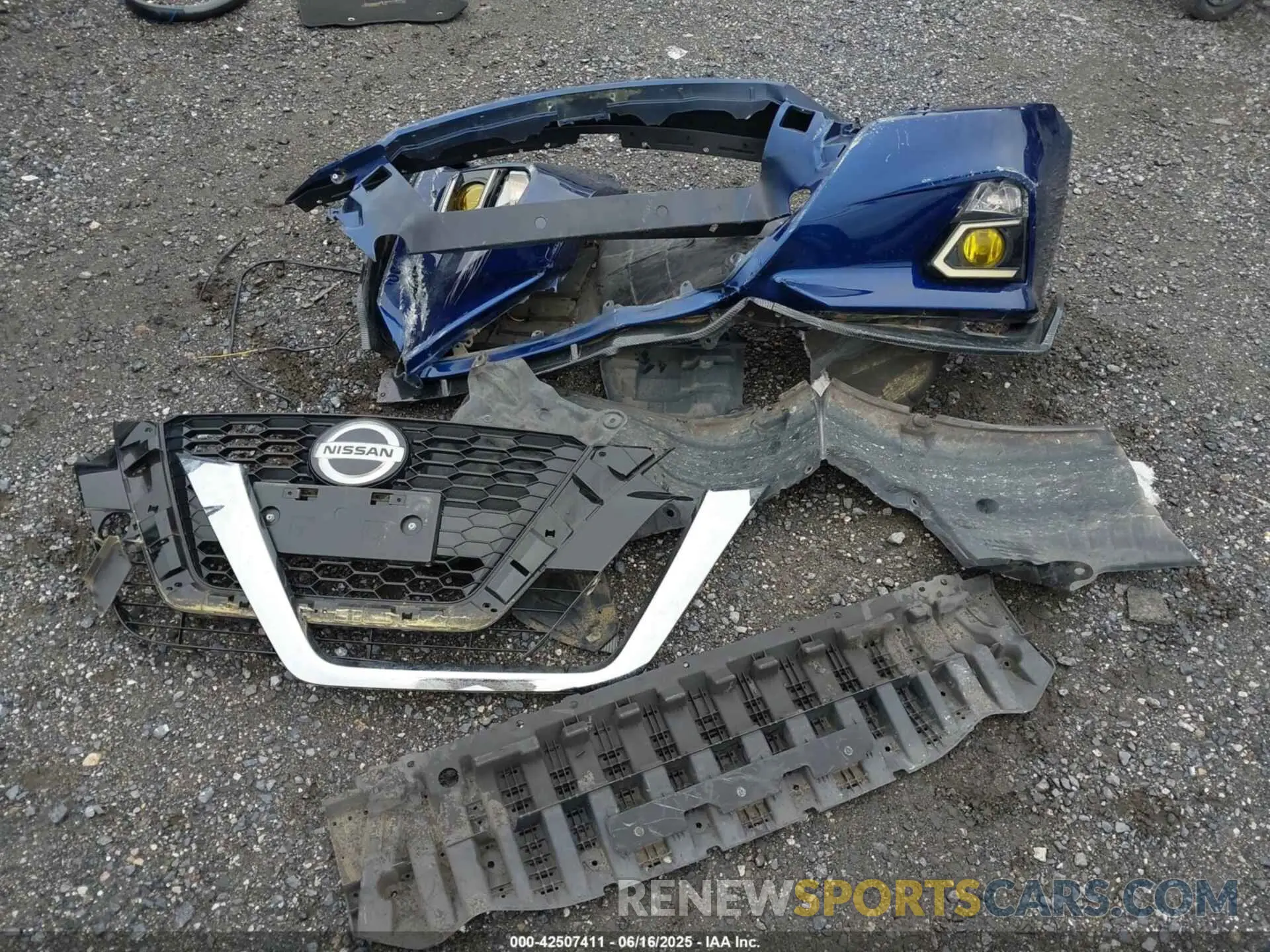 12 Photograph of a damaged car 1N4BL4BVXKC200875 NISSAN ALTIMA 2019