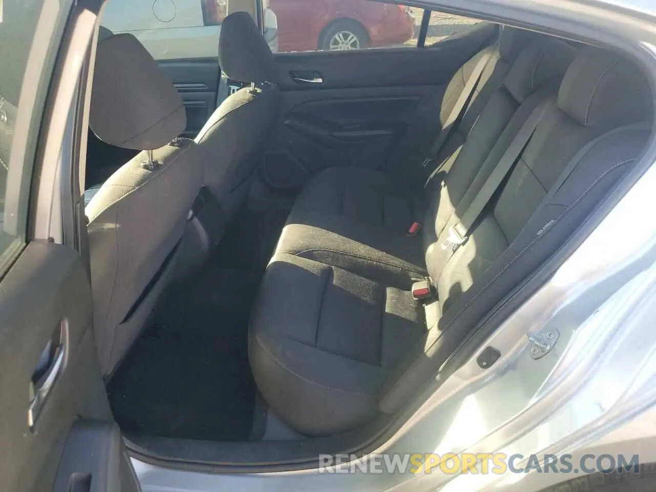 10 Photograph of a damaged car 1N4BL4BVXKC203517 NISSAN ALTIMA 2019