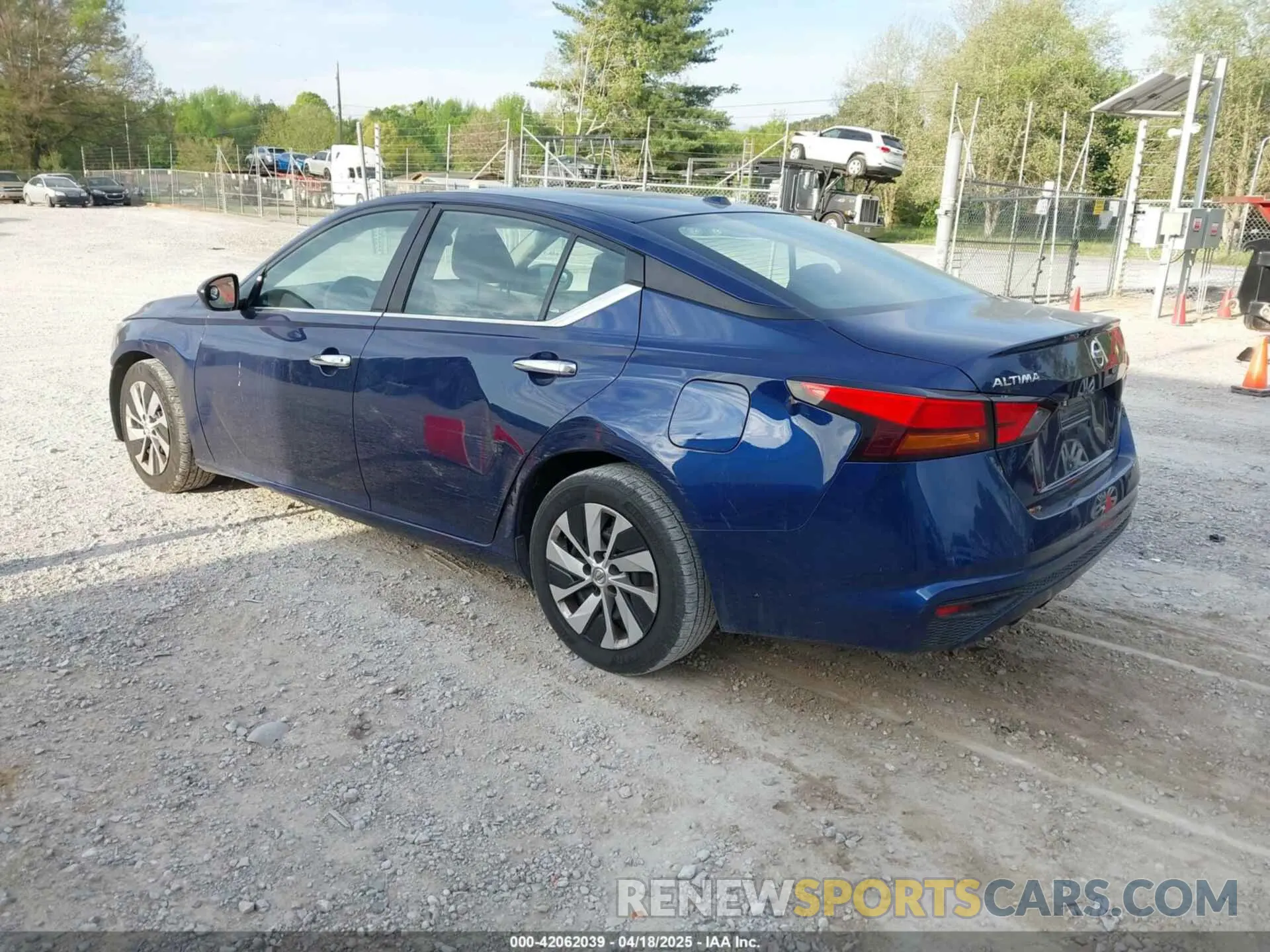 3 Photograph of a damaged car 1N4BL4BVXKC226277 NISSAN ALTIMA 2019