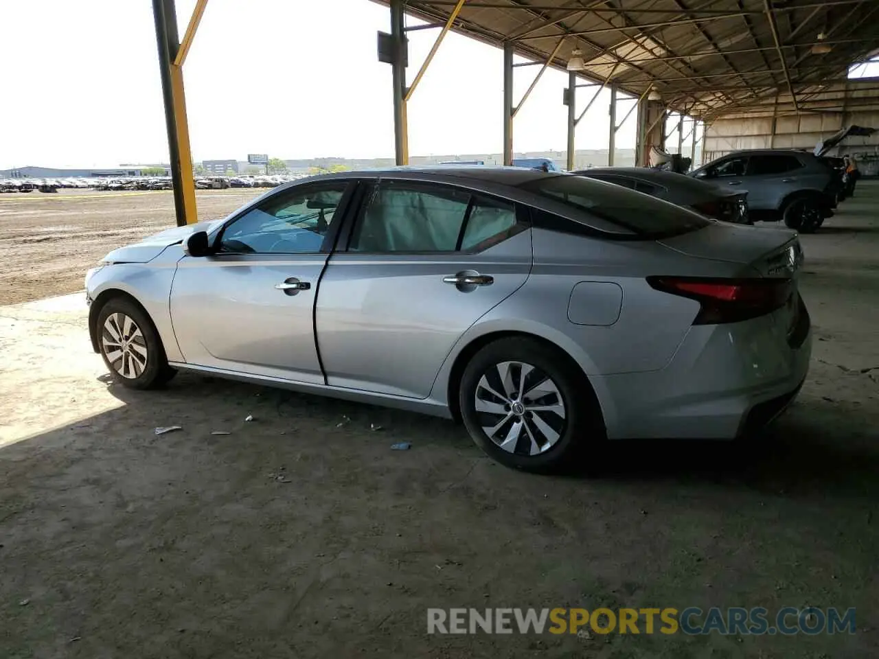 2 Photograph of a damaged car 1N4BL4BVXKC239711 NISSAN ALTIMA 2019