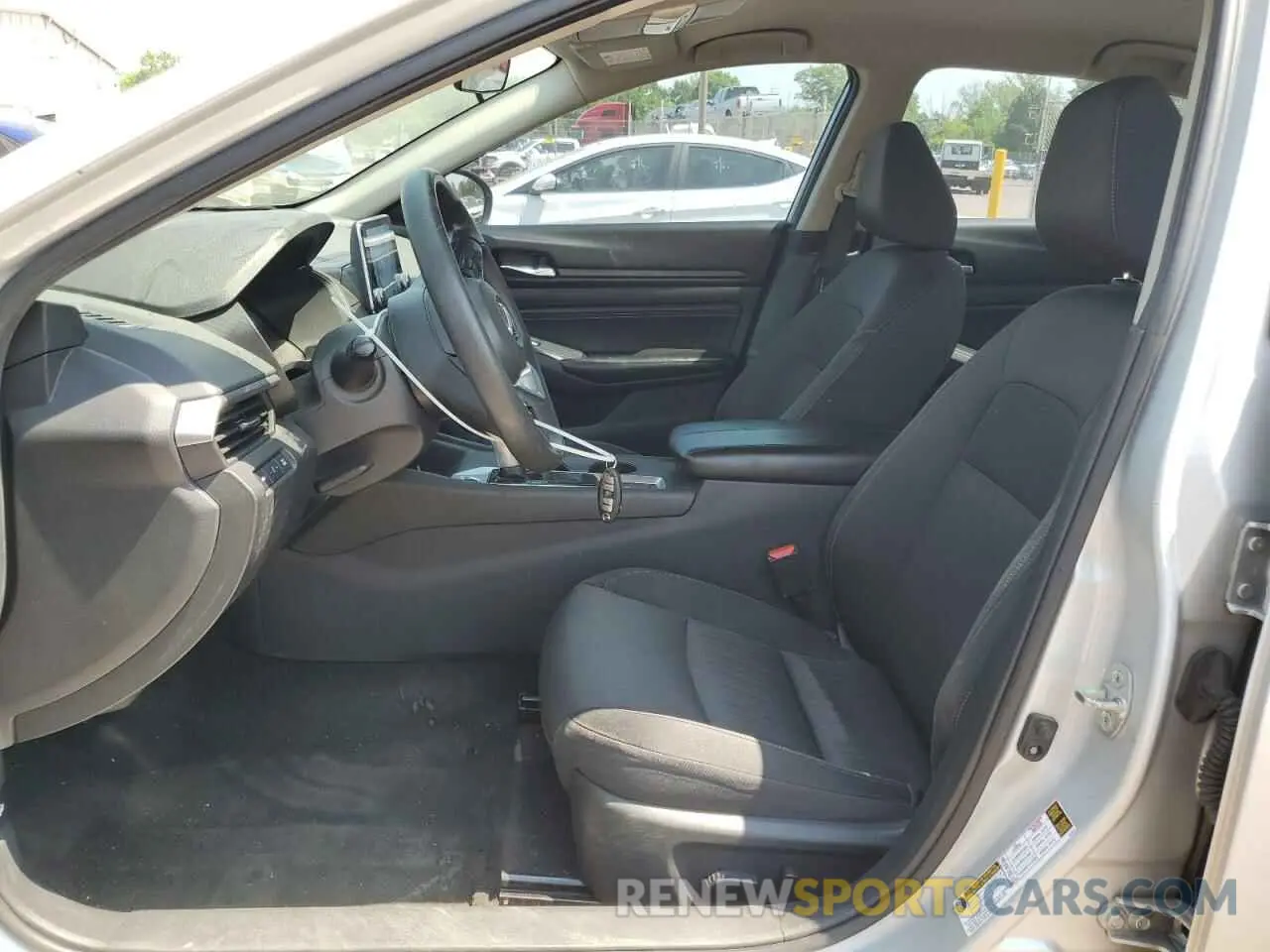 7 Photograph of a damaged car 1N4BL4BW0KN320939 NISSAN ALTIMA 2019