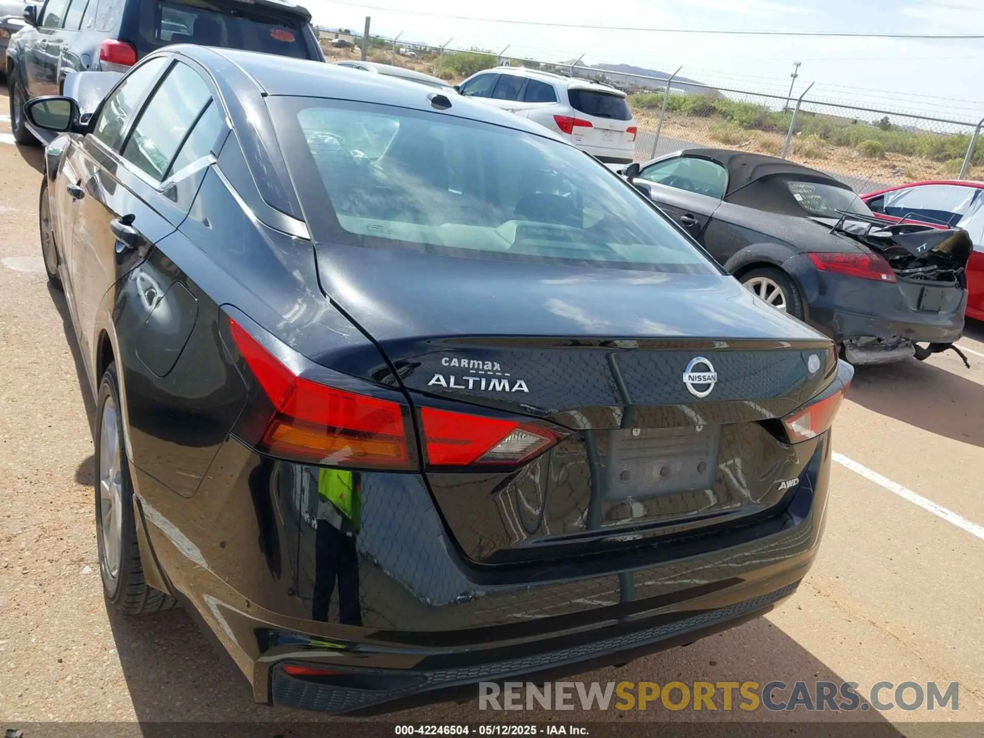 16 Photograph of a damaged car 1N4BL4BW1KC200661 NISSAN ALTIMA 2019