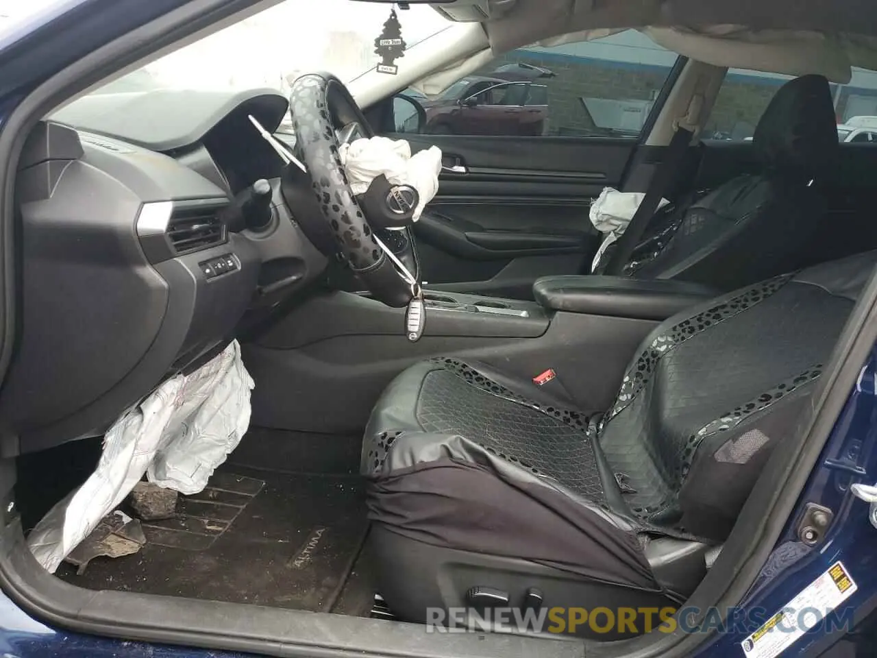 7 Photograph of a damaged car 1N4BL4BW1KN300537 NISSAN ALTIMA 2019