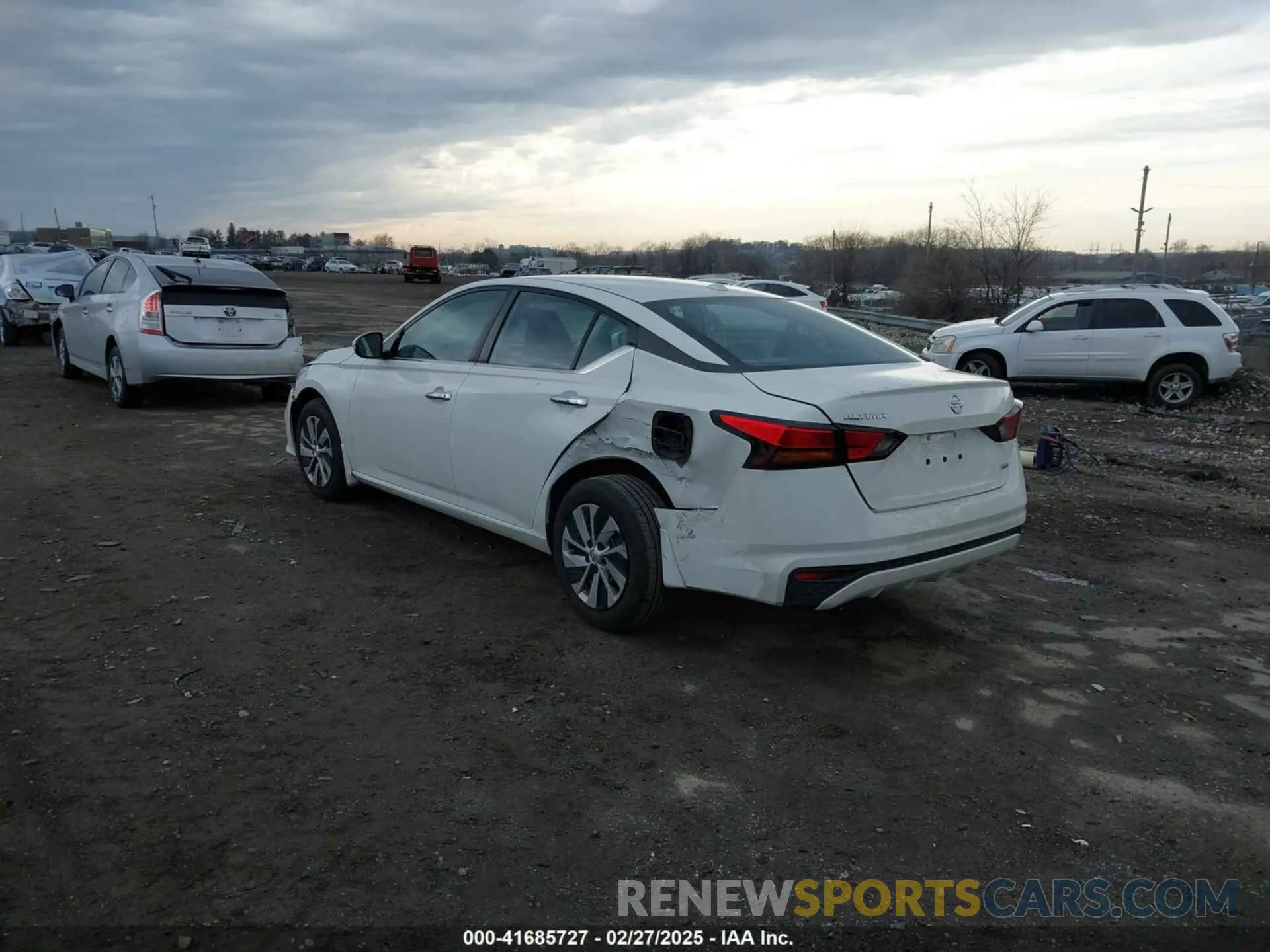 3 Photograph of a damaged car 1N4BL4BW2KC142303 NISSAN ALTIMA 2019