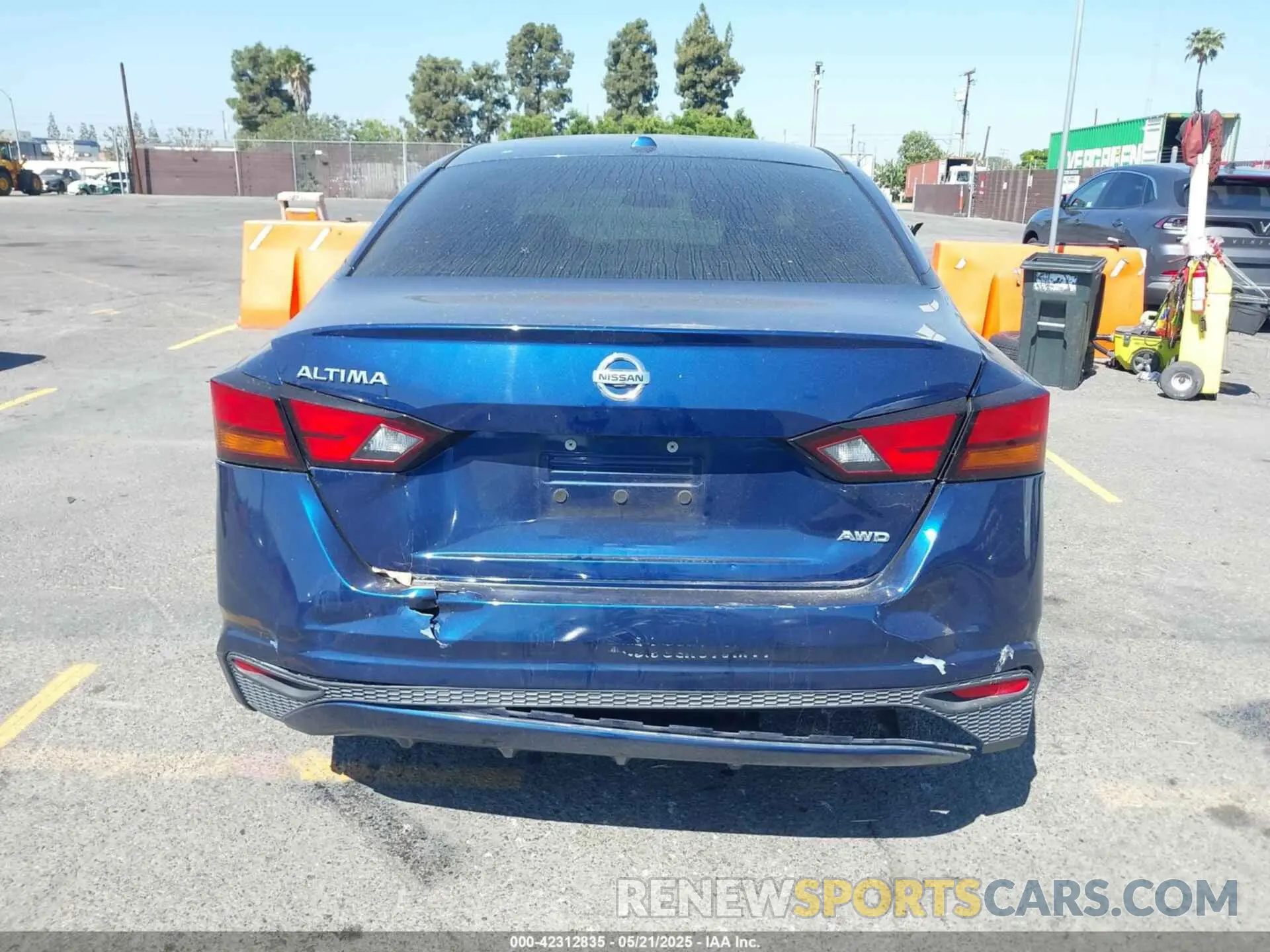 16 Photograph of a damaged car 1N4BL4BW4KC153576 NISSAN ALTIMA 2019