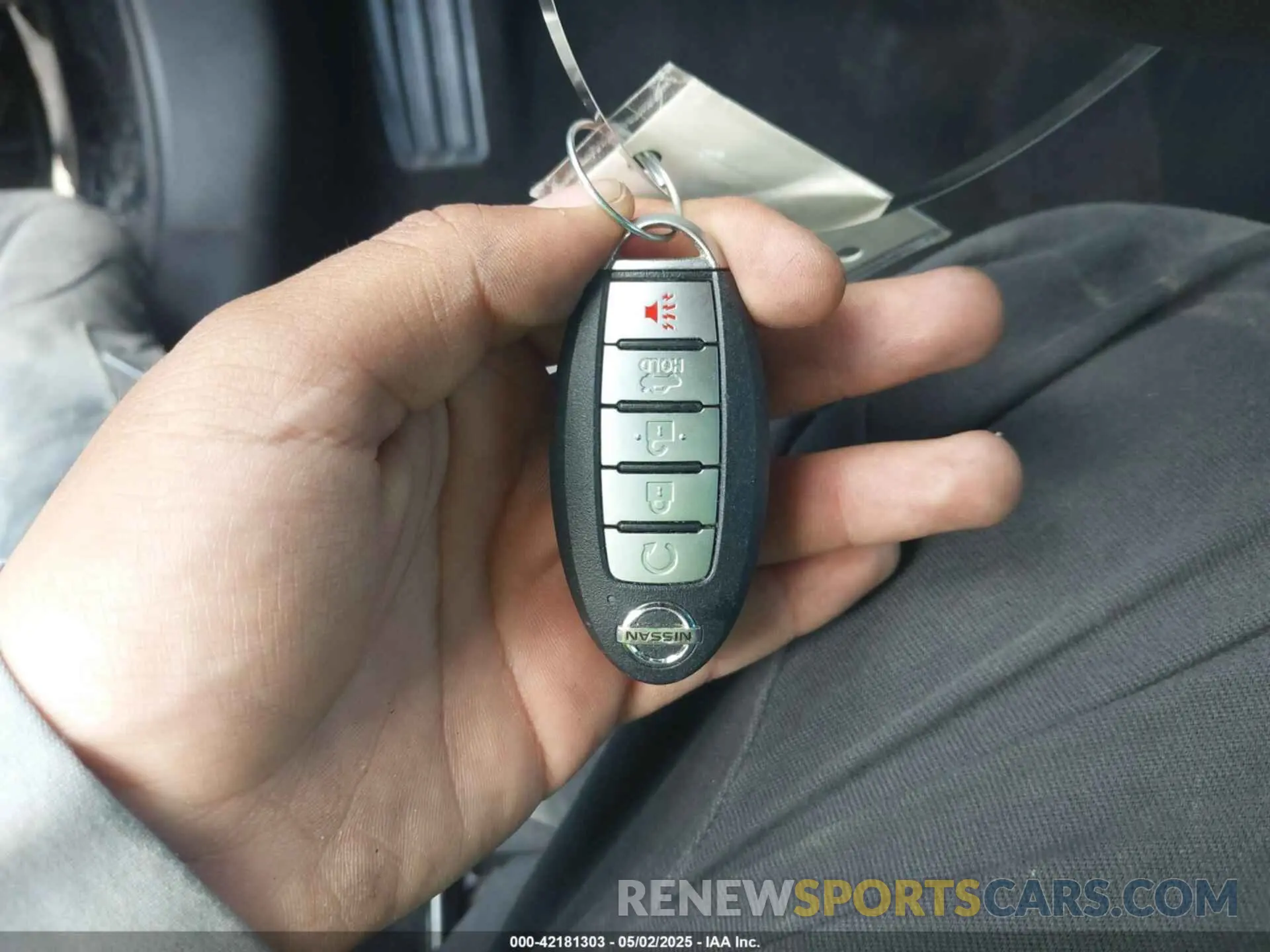 11 Photograph of a damaged car 1N4BL4BW4KC208933 NISSAN ALTIMA 2019
