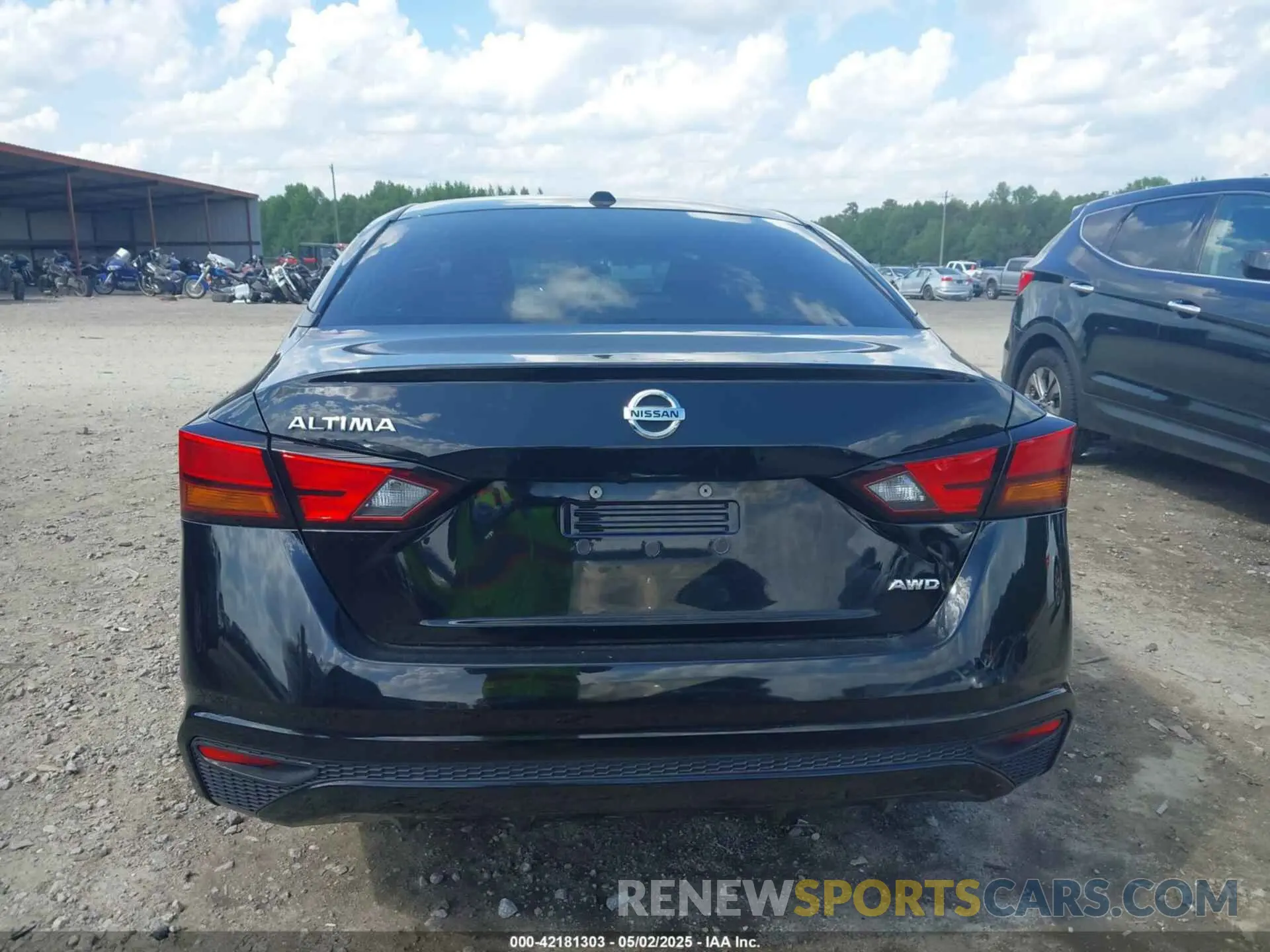 16 Photograph of a damaged car 1N4BL4BW4KC208933 NISSAN ALTIMA 2019