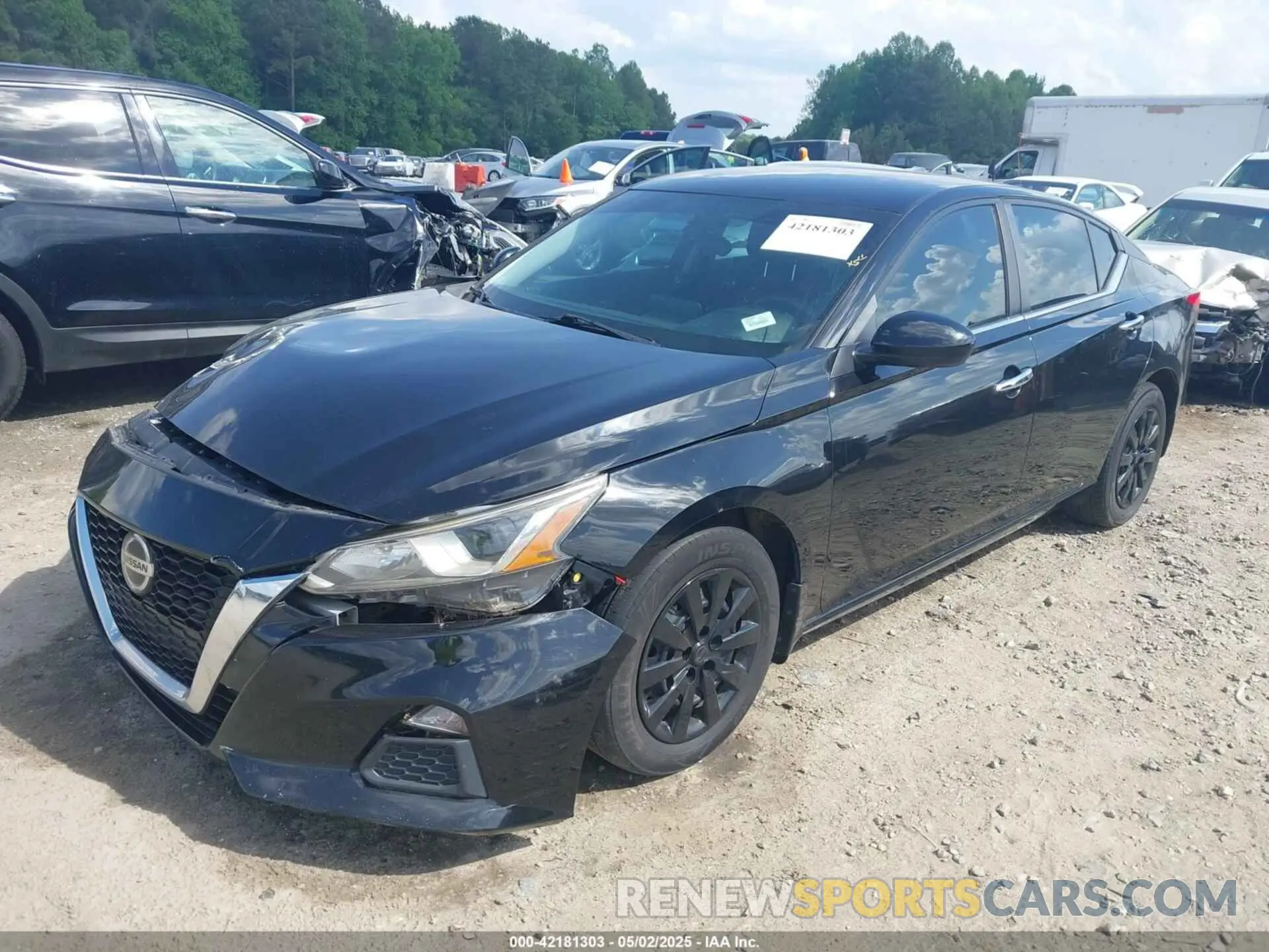 2 Photograph of a damaged car 1N4BL4BW4KC208933 NISSAN ALTIMA 2019