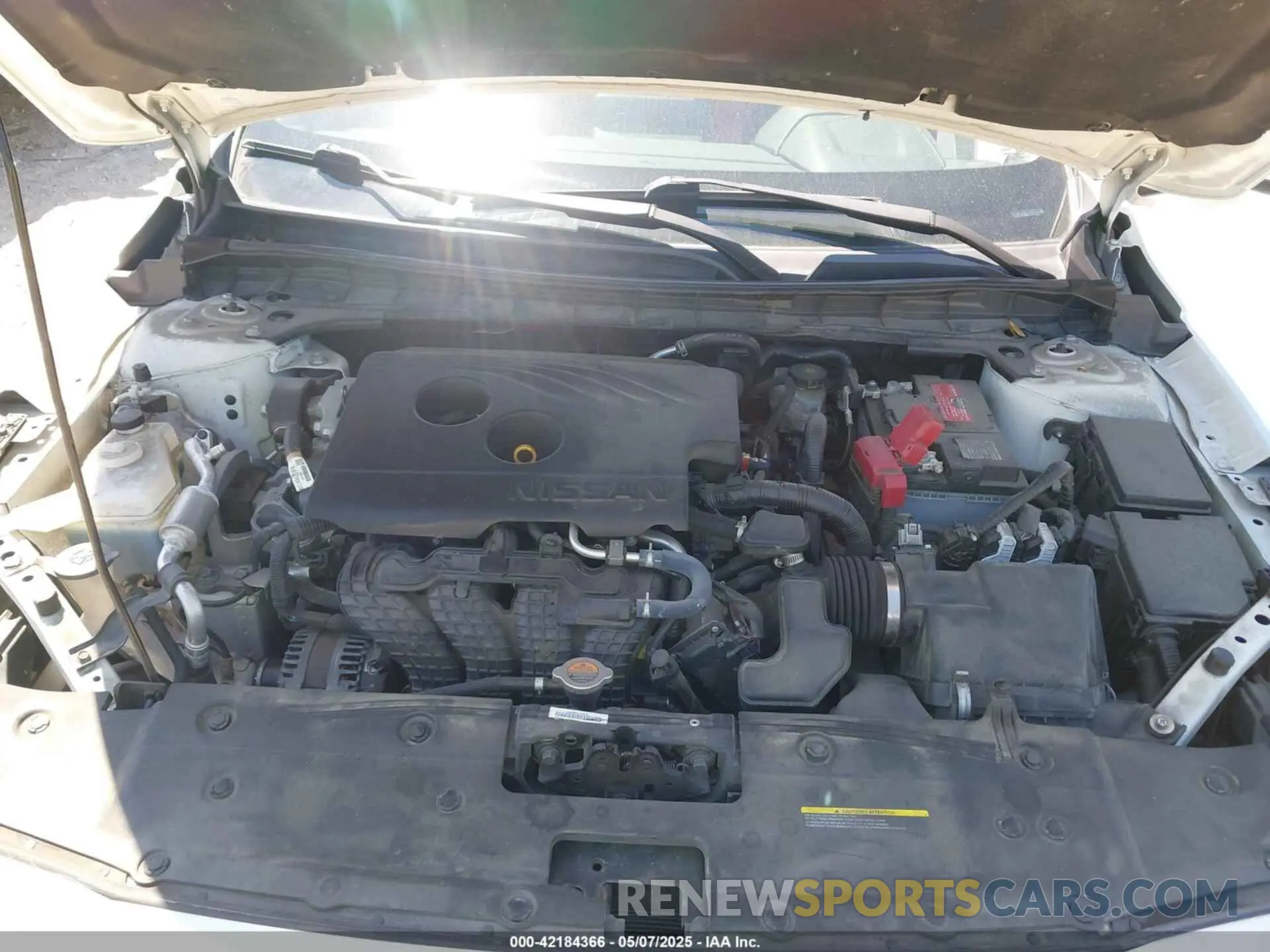 10 Photograph of a damaged car 1N4BL4BWXKC217975 NISSAN ALTIMA 2019