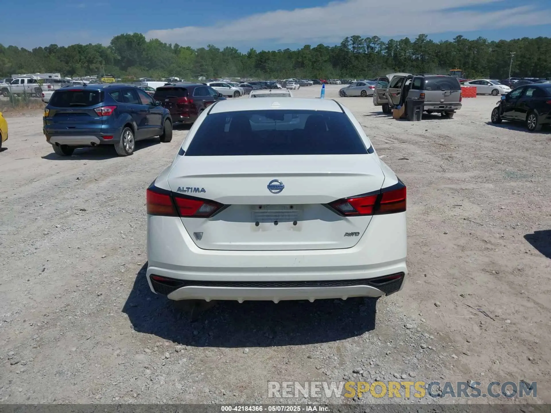 16 Photograph of a damaged car 1N4BL4BWXKC217975 NISSAN ALTIMA 2019